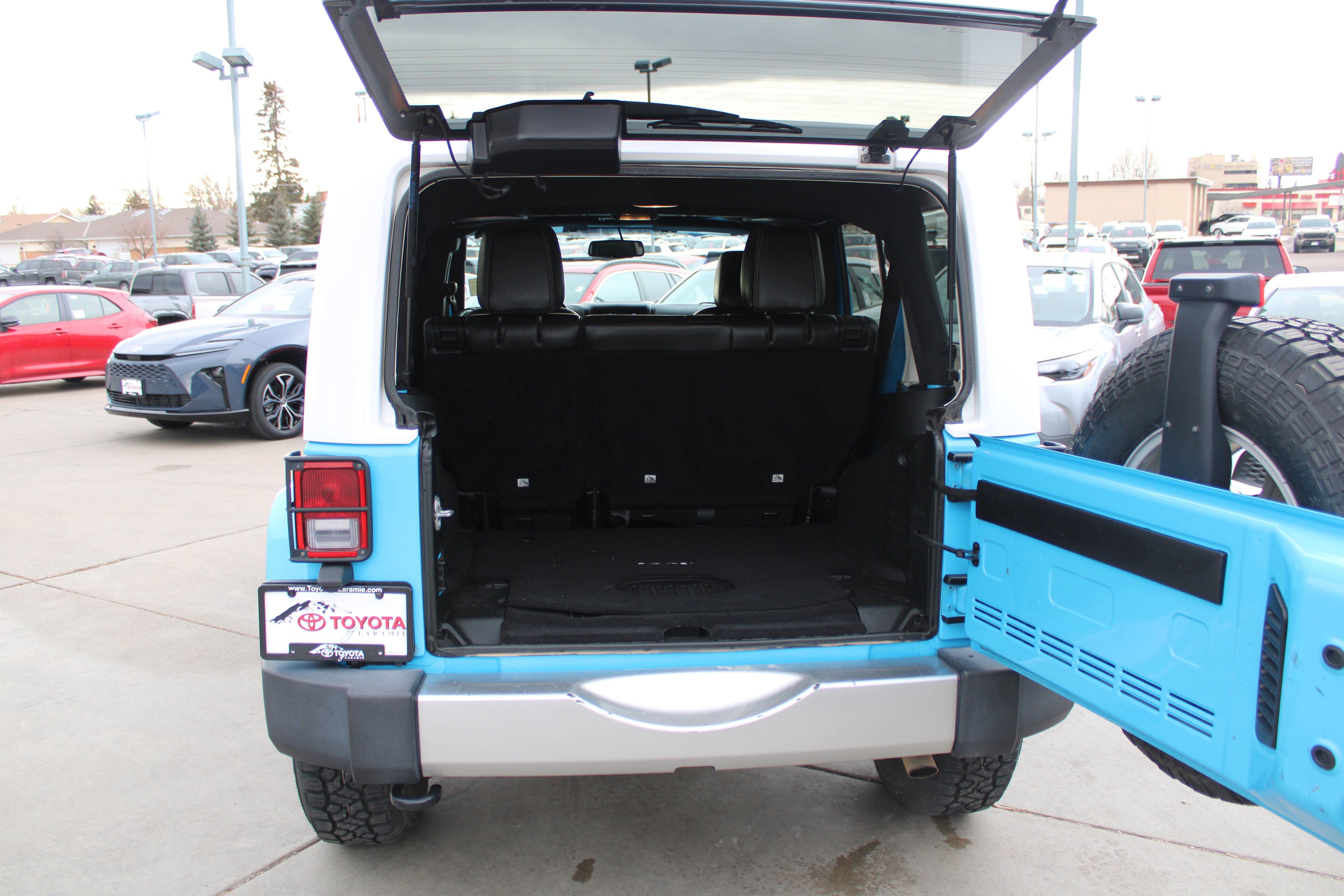 2017 Jeep Wrangler Unlimited Chief Edition