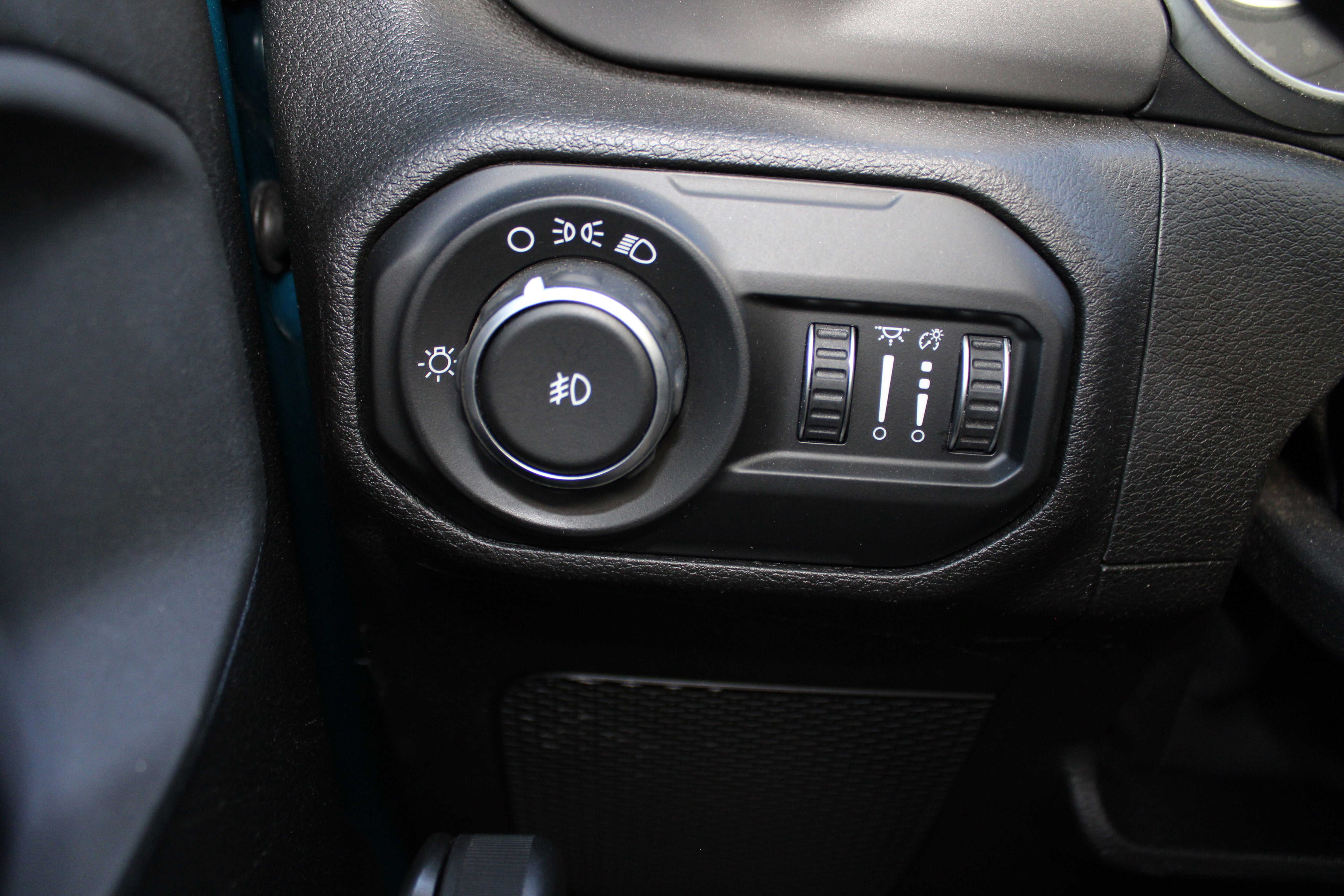 2019 Jeep Wrangler Sport