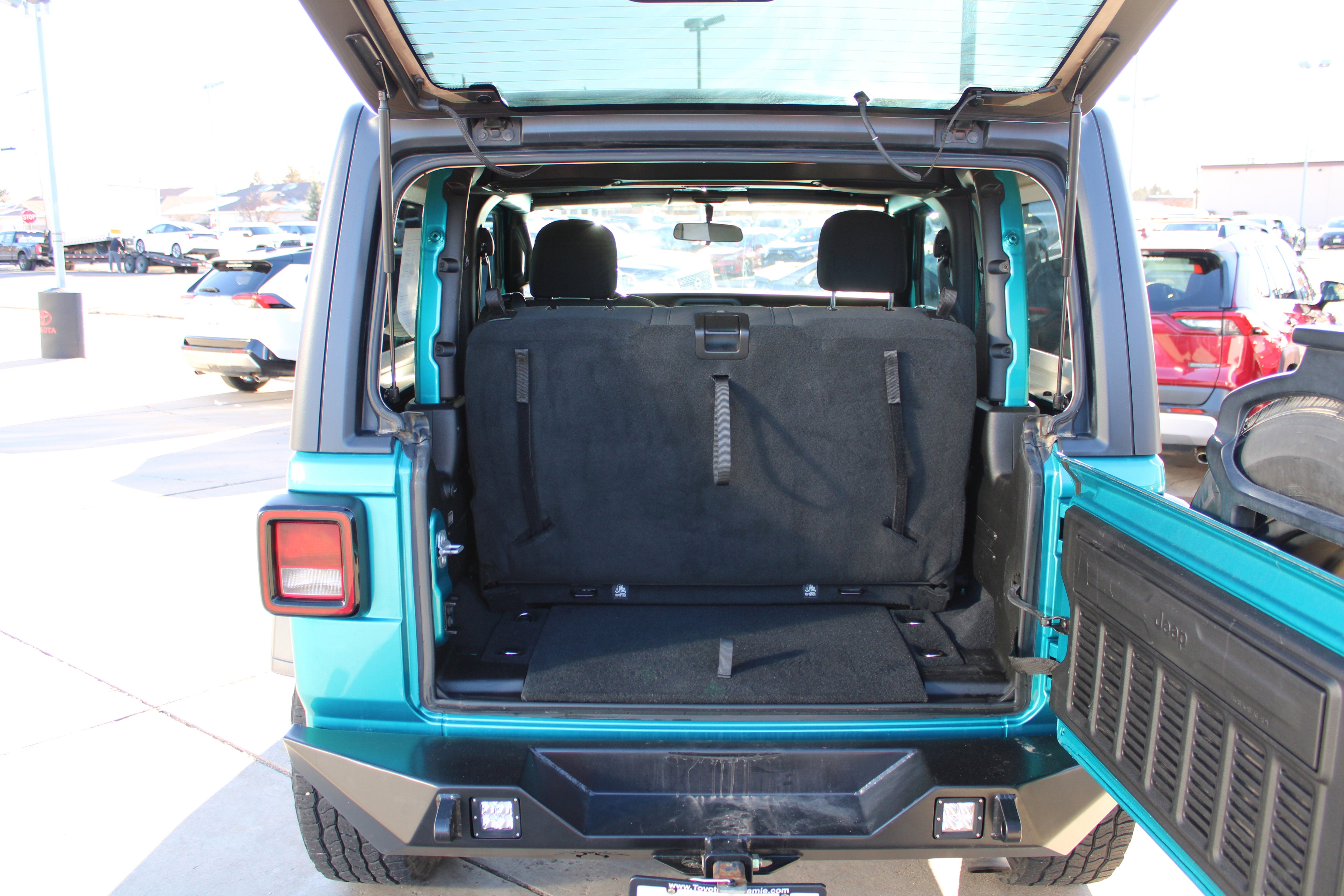 2019 Jeep Wrangler Sport