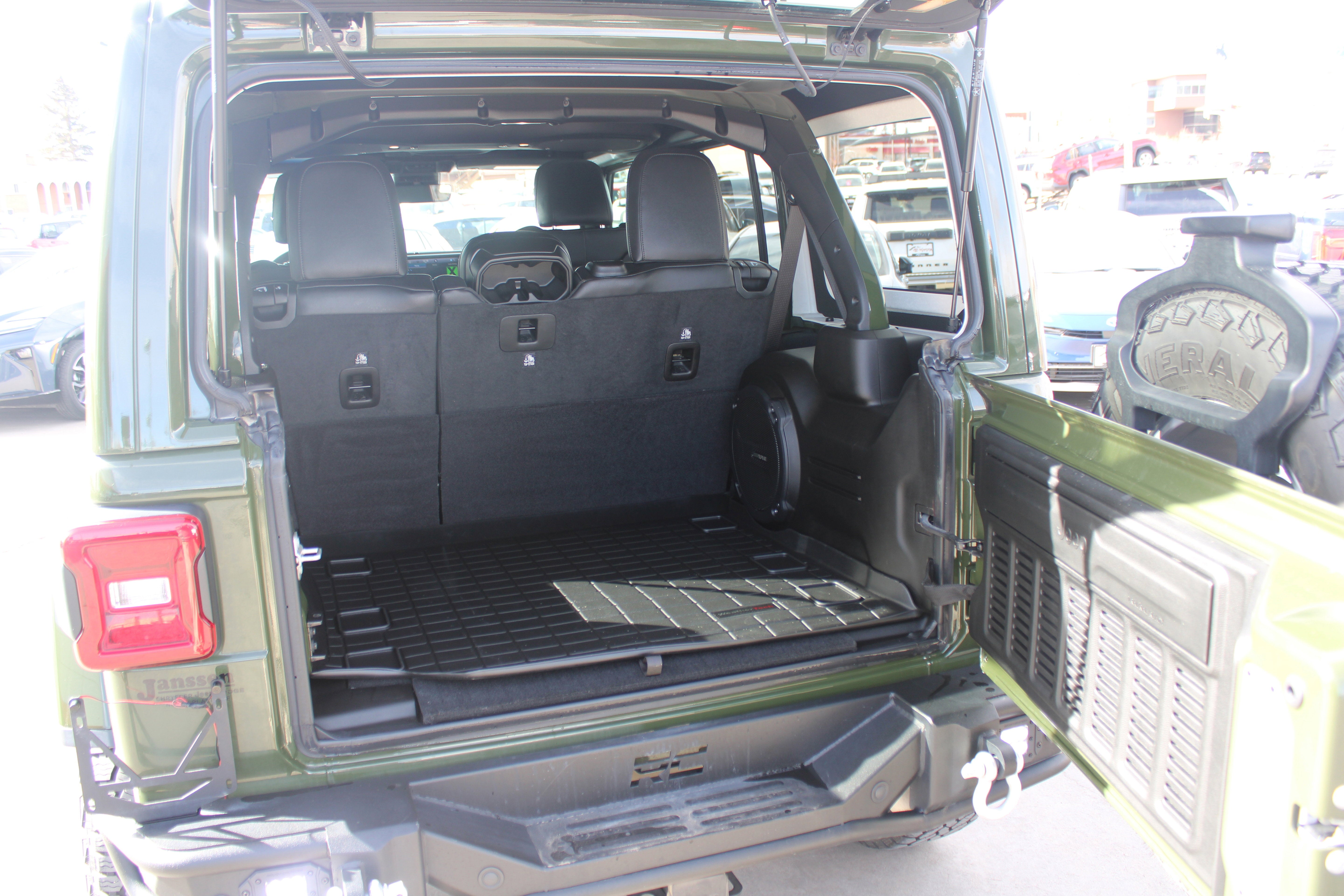 2024 Jeep Wrangler Sahara