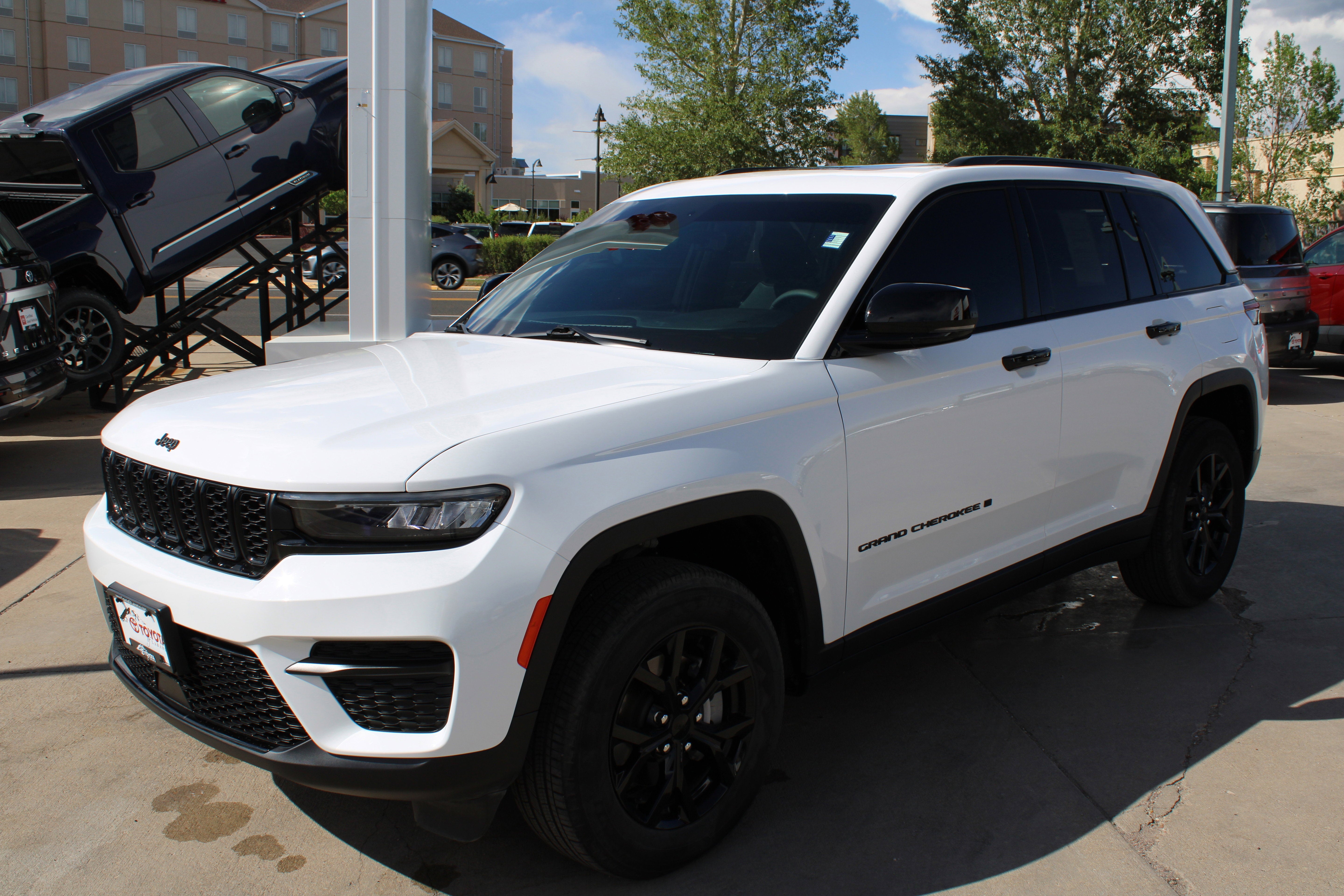2025 Jeep Grand Cherokee Altitude X