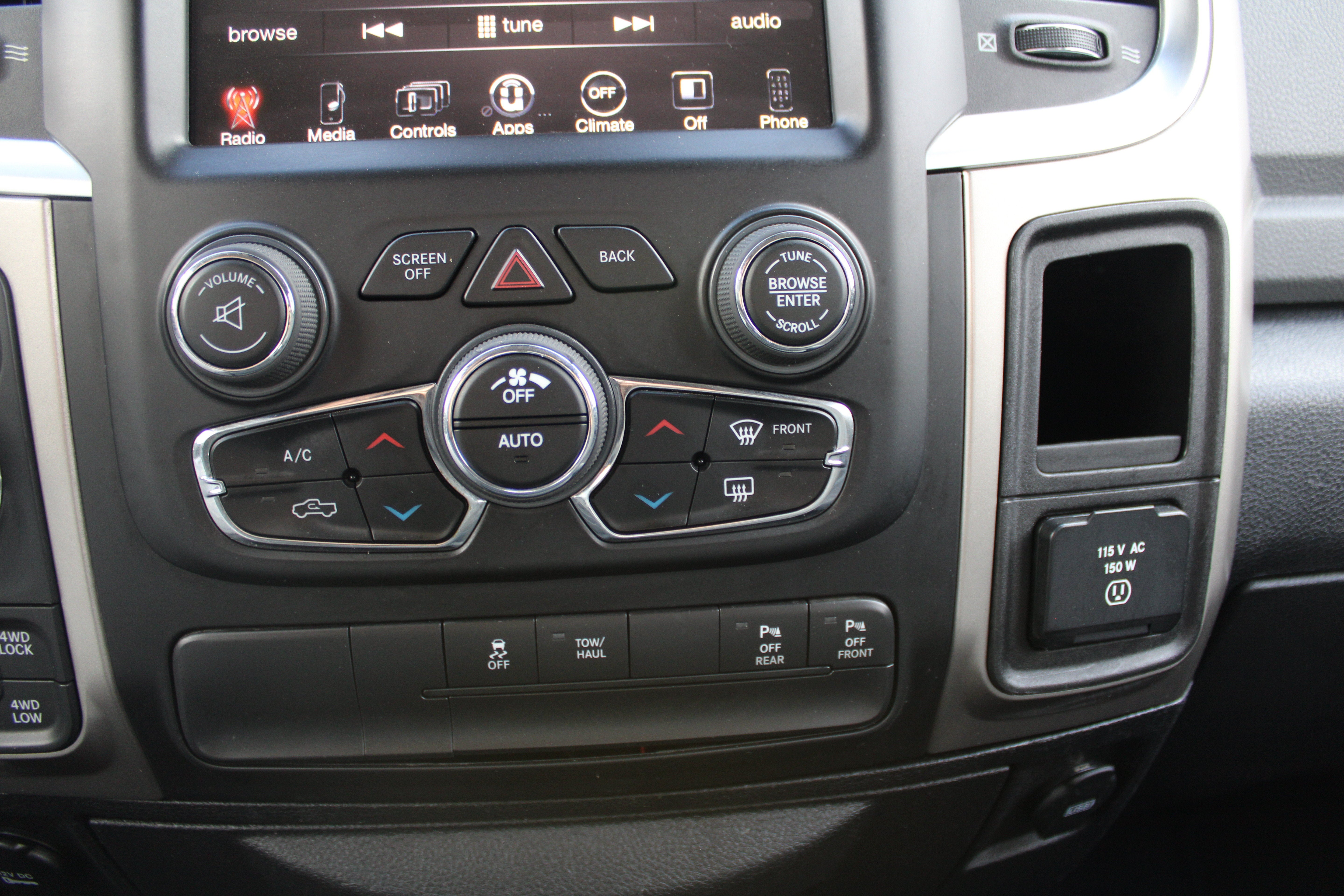 2017 RAM 1500 Big Horn