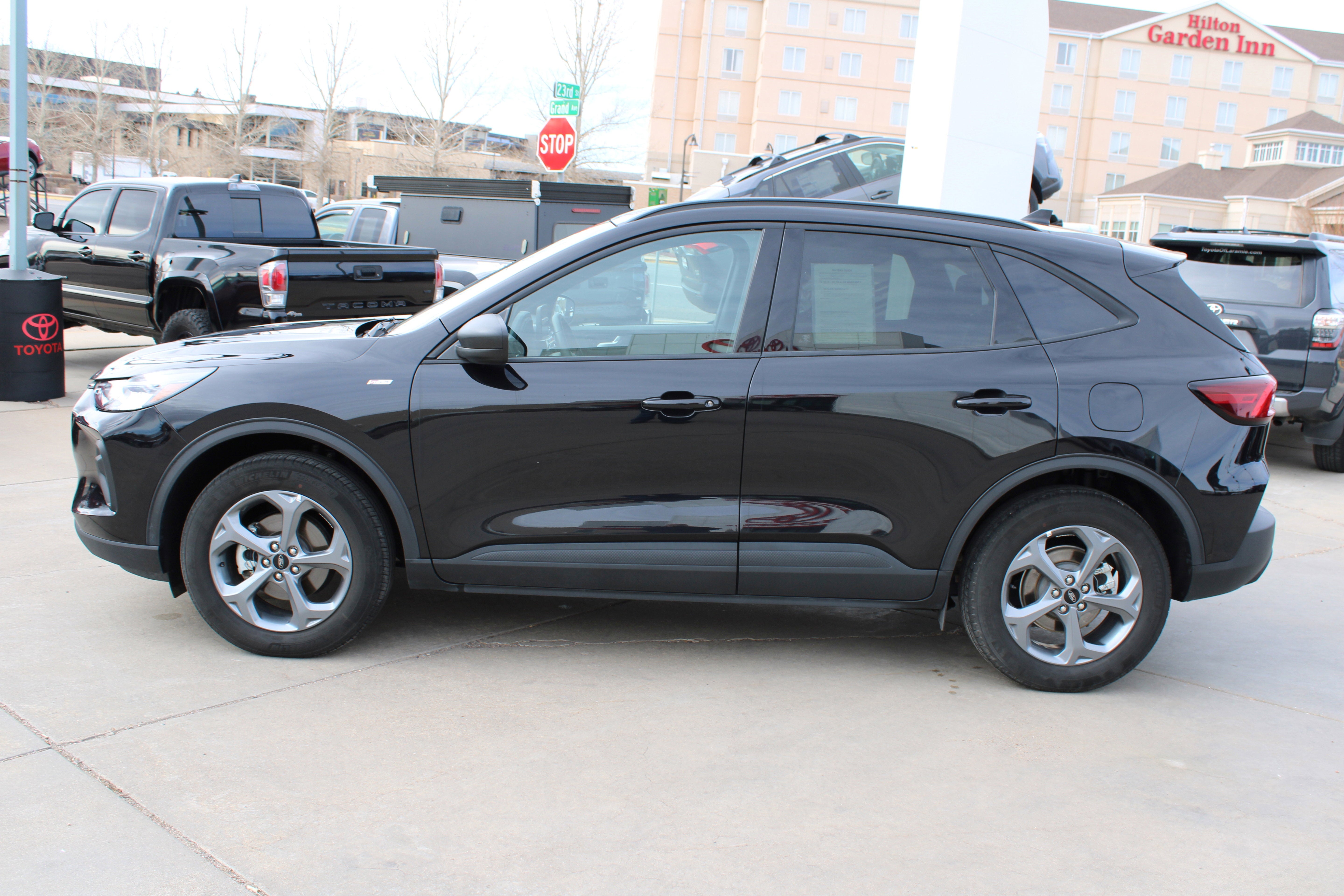 2025 Ford Escape ST-Line