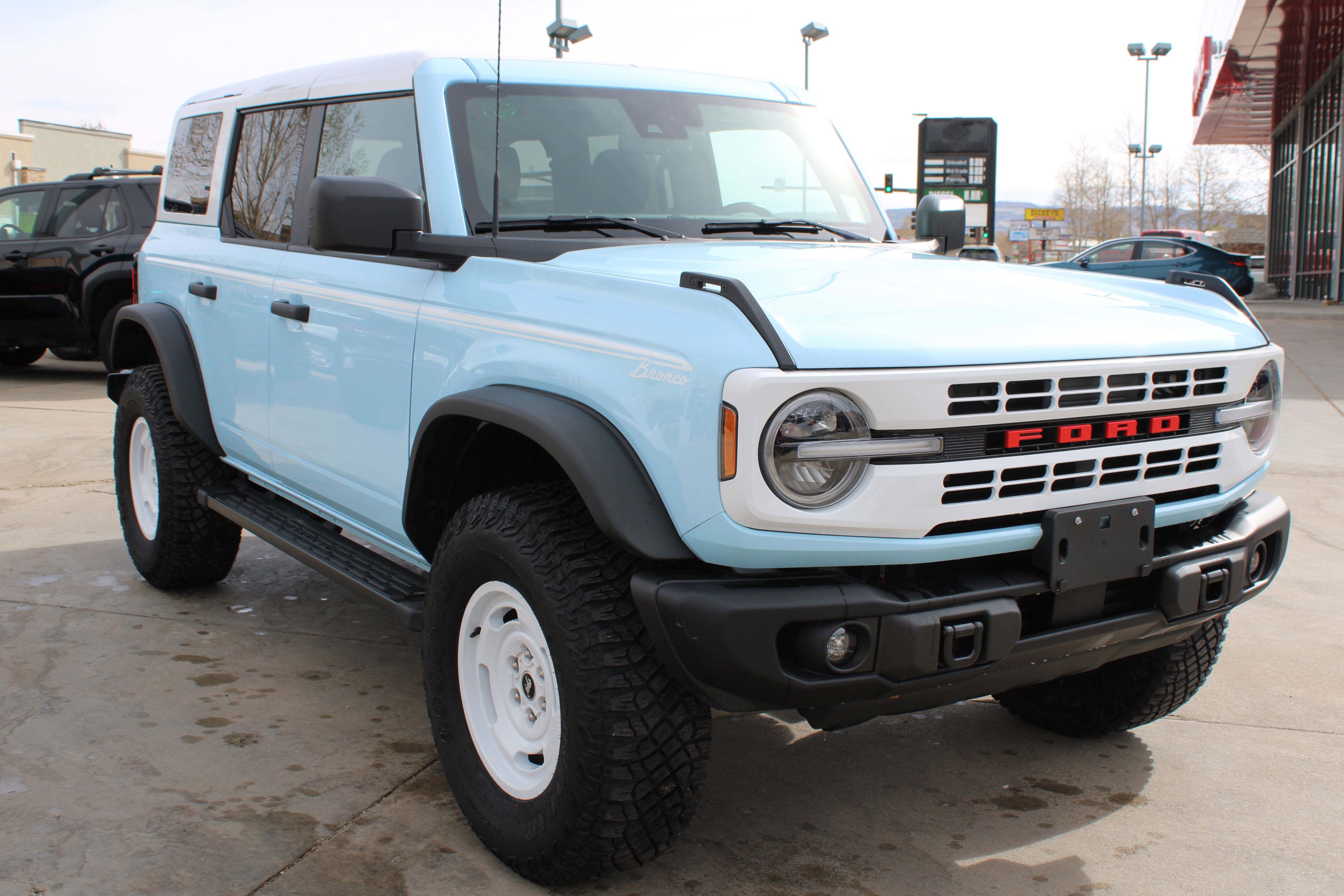 2024 Ford Bronco Heritage Edition