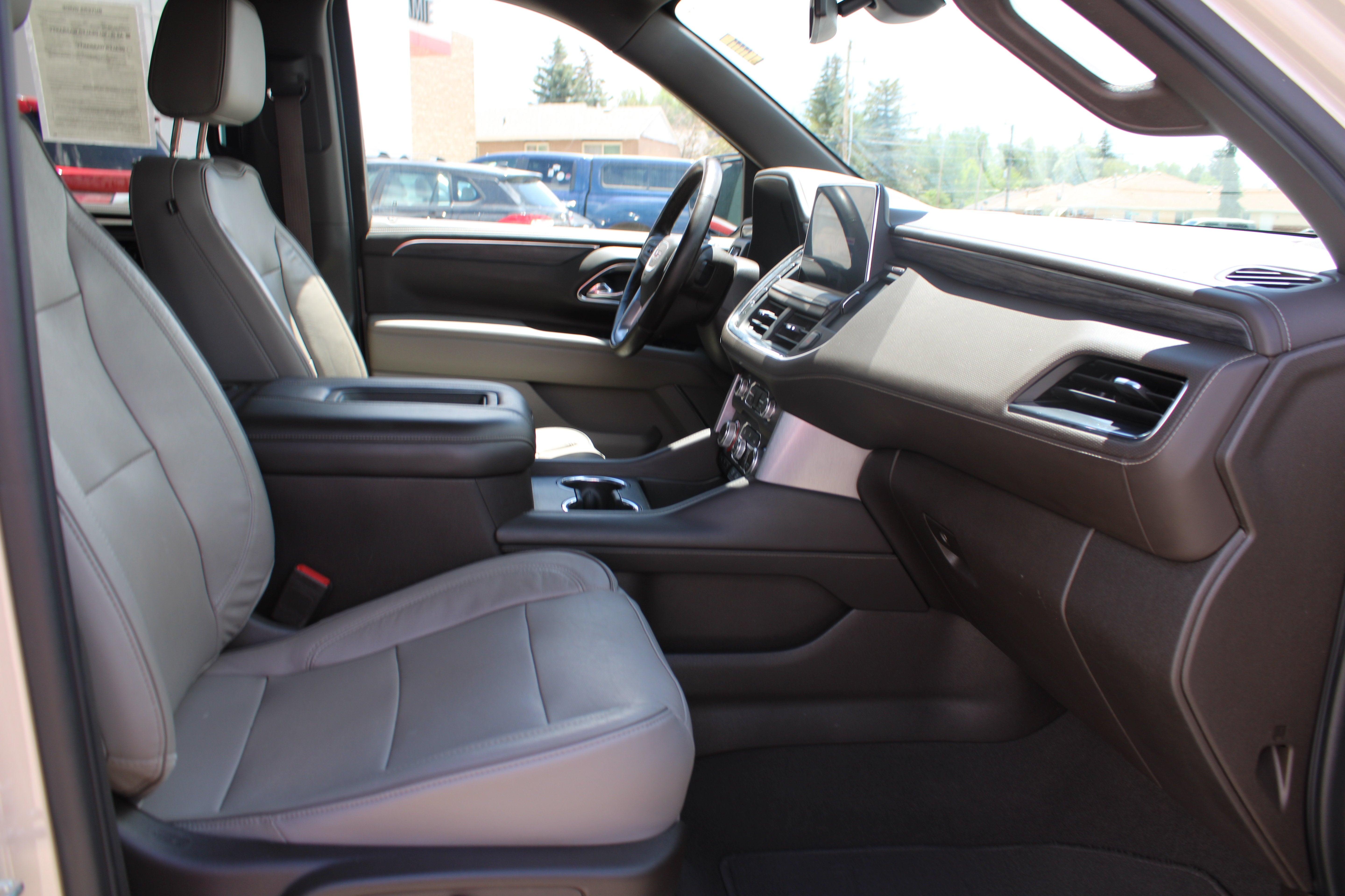 2021 GMC Yukon SLT