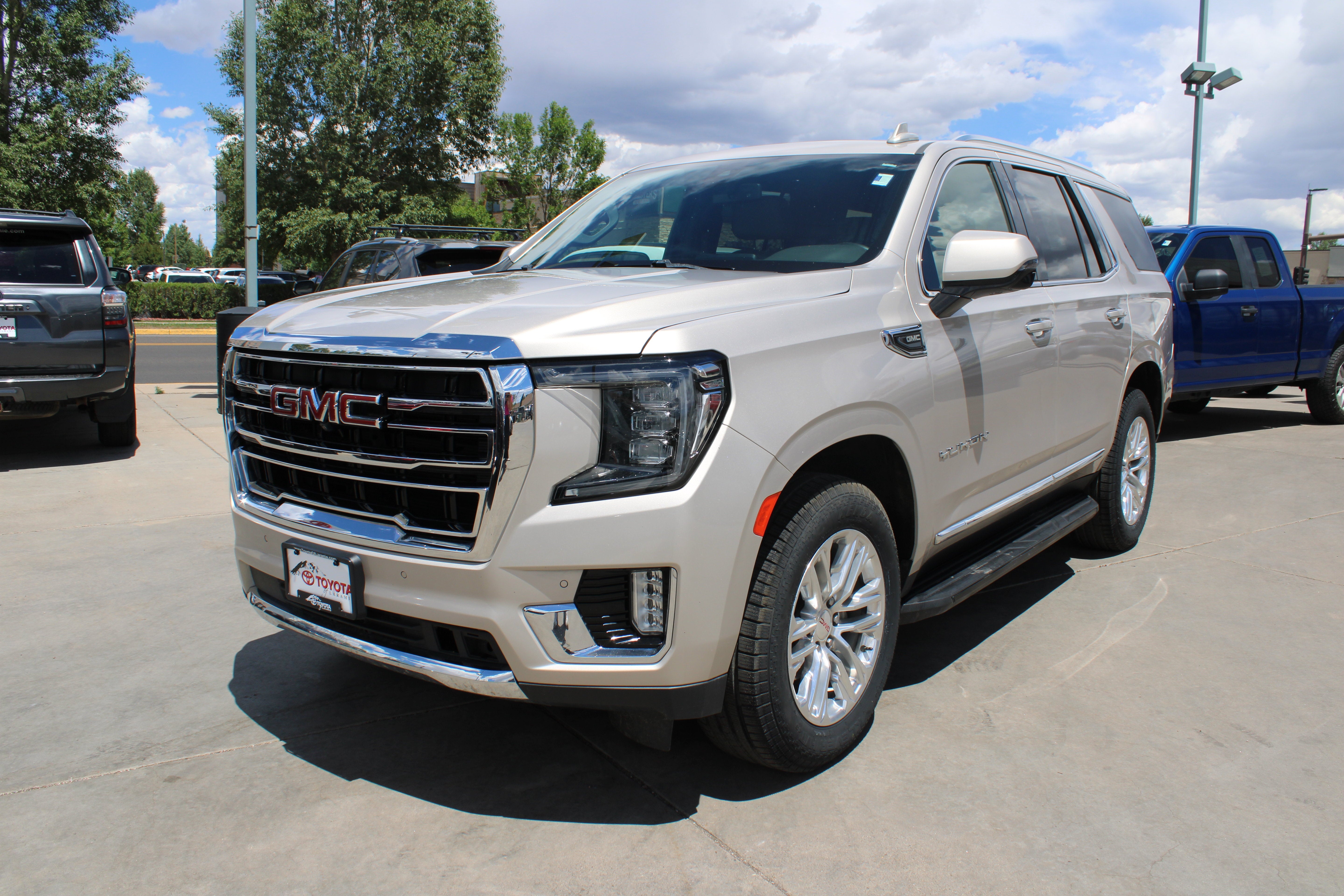 2021 GMC Yukon SLT