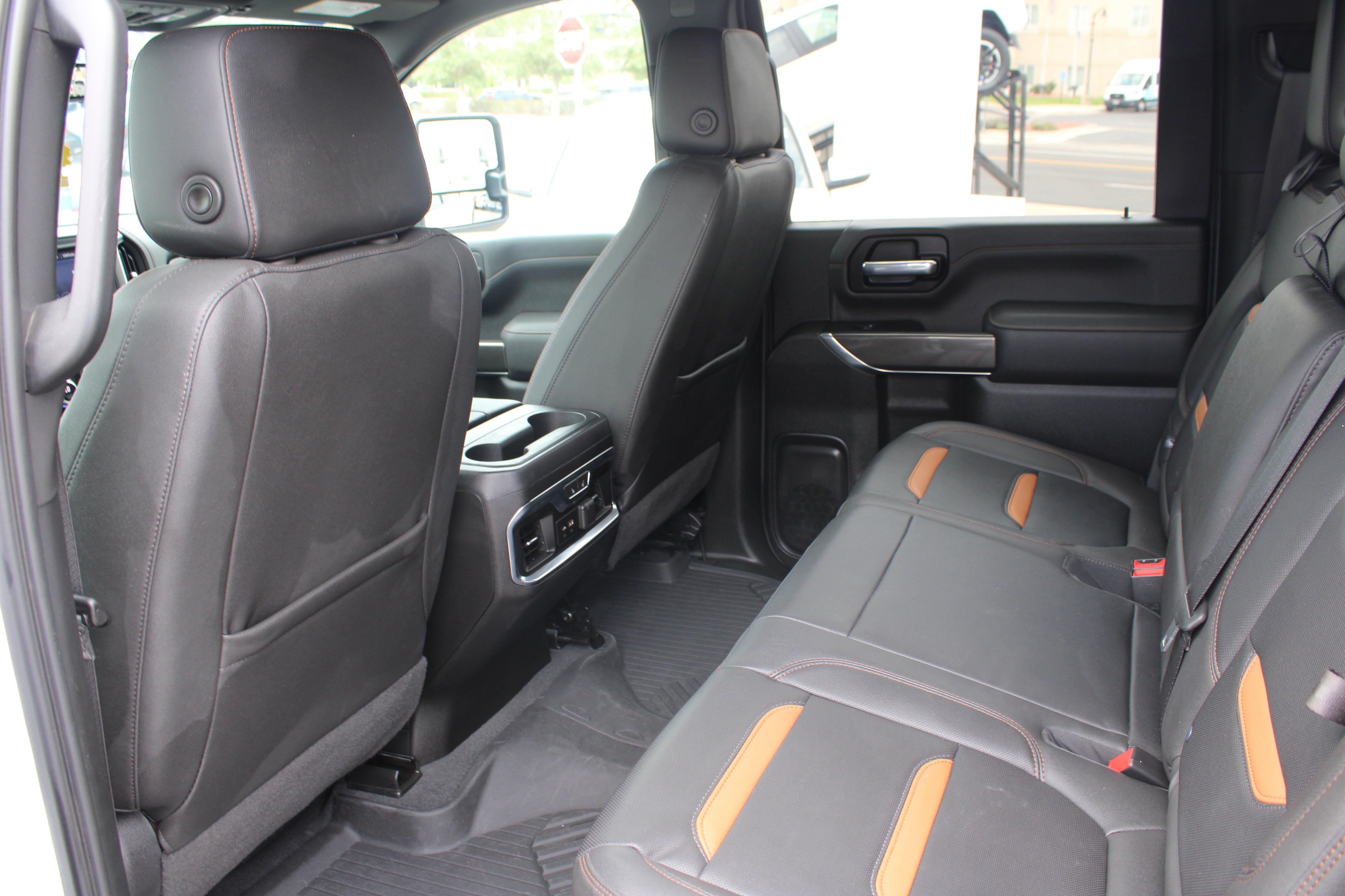 2023 GMC Sierra 2500HD AT4