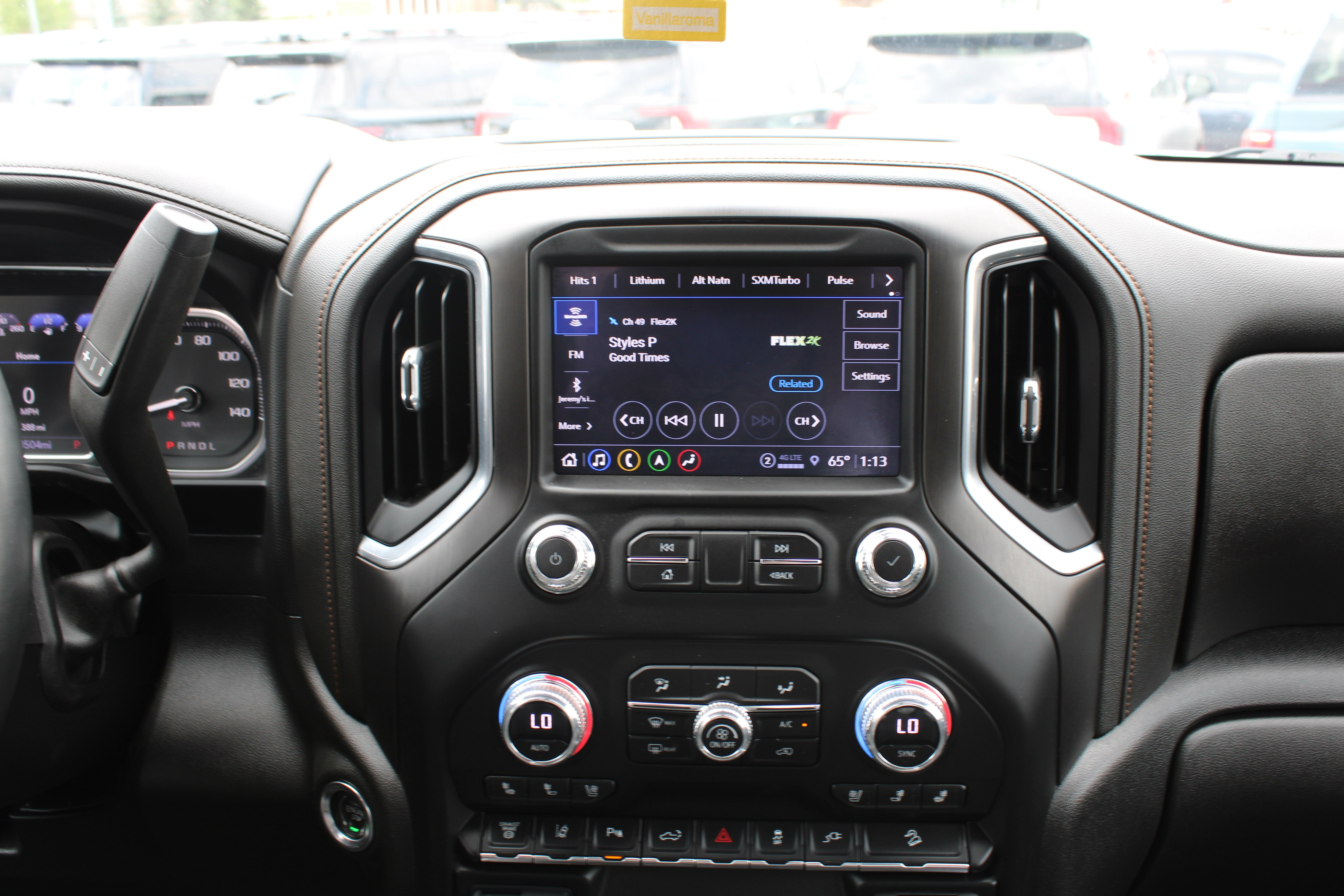 2023 GMC Sierra 2500HD AT4