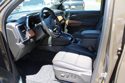 2024 GMC Canyon 4WD AT4
