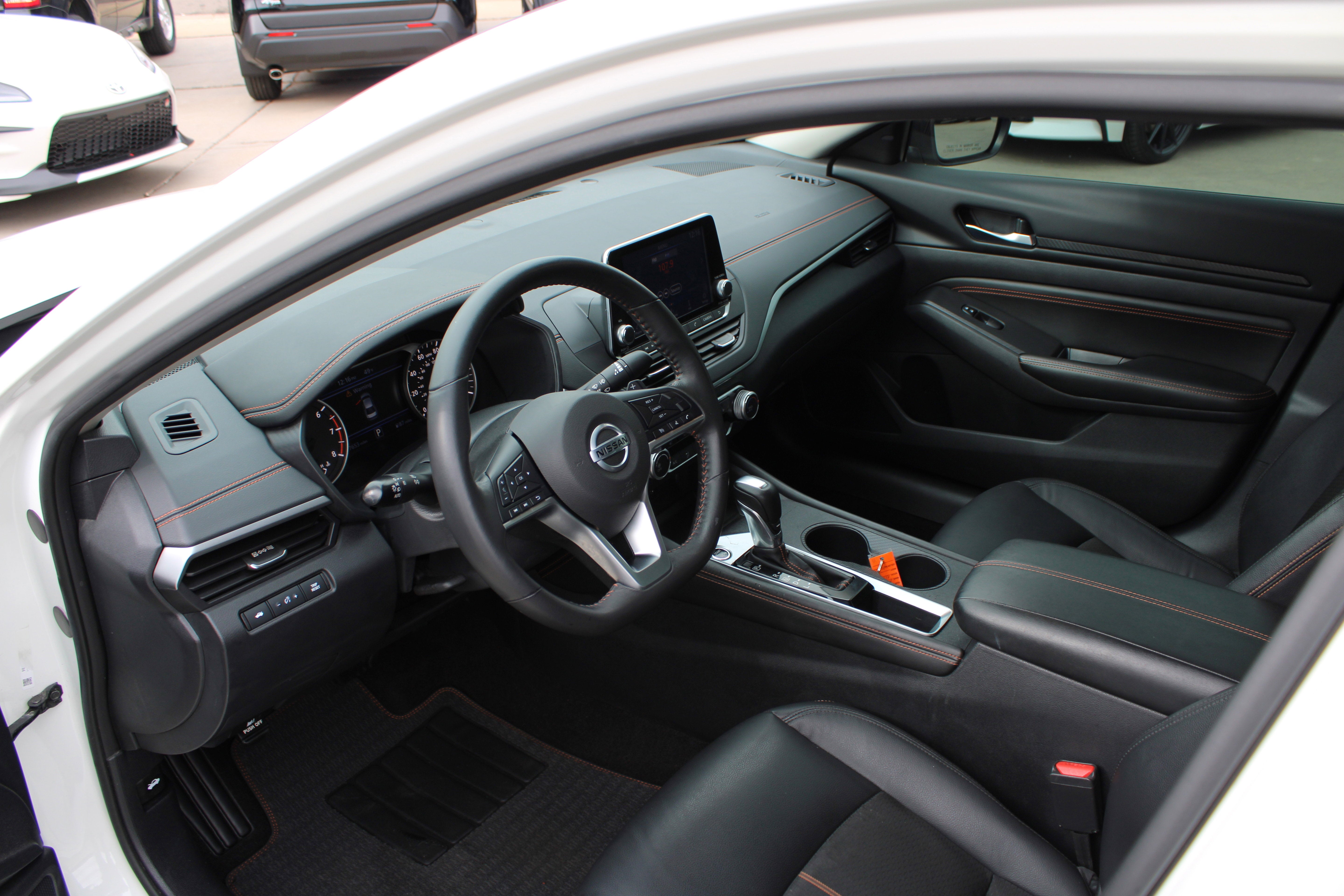 2022 Nissan Altima 2.5 SR