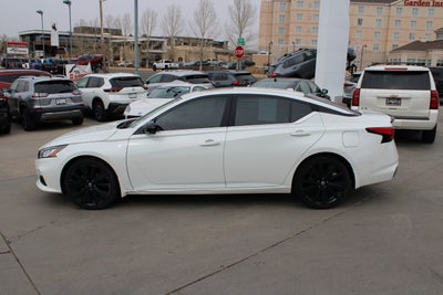 2022 Nissan Altima 2.5 SR