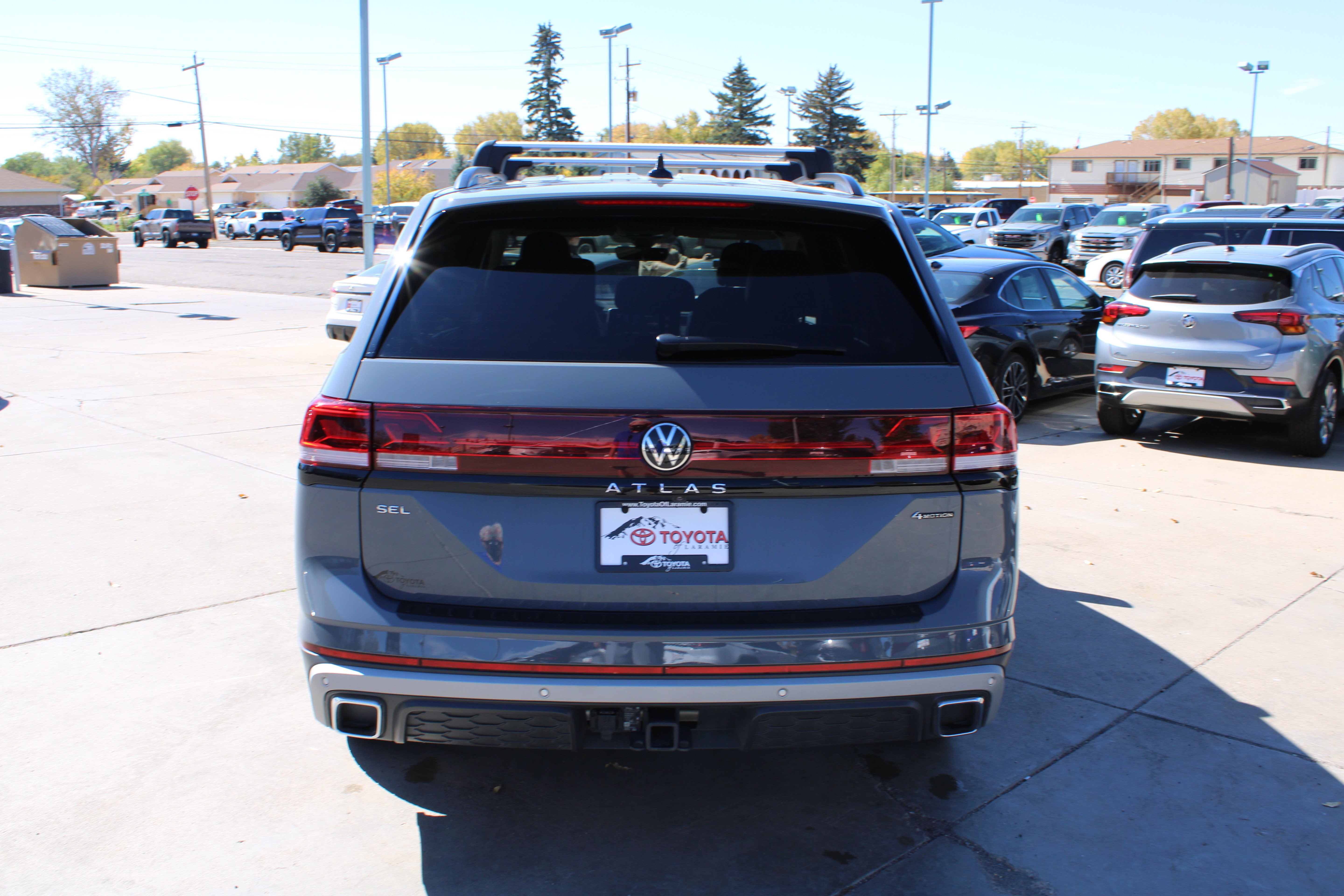 2024 Volkswagen Atlas 2.0T Peak Edition SEL