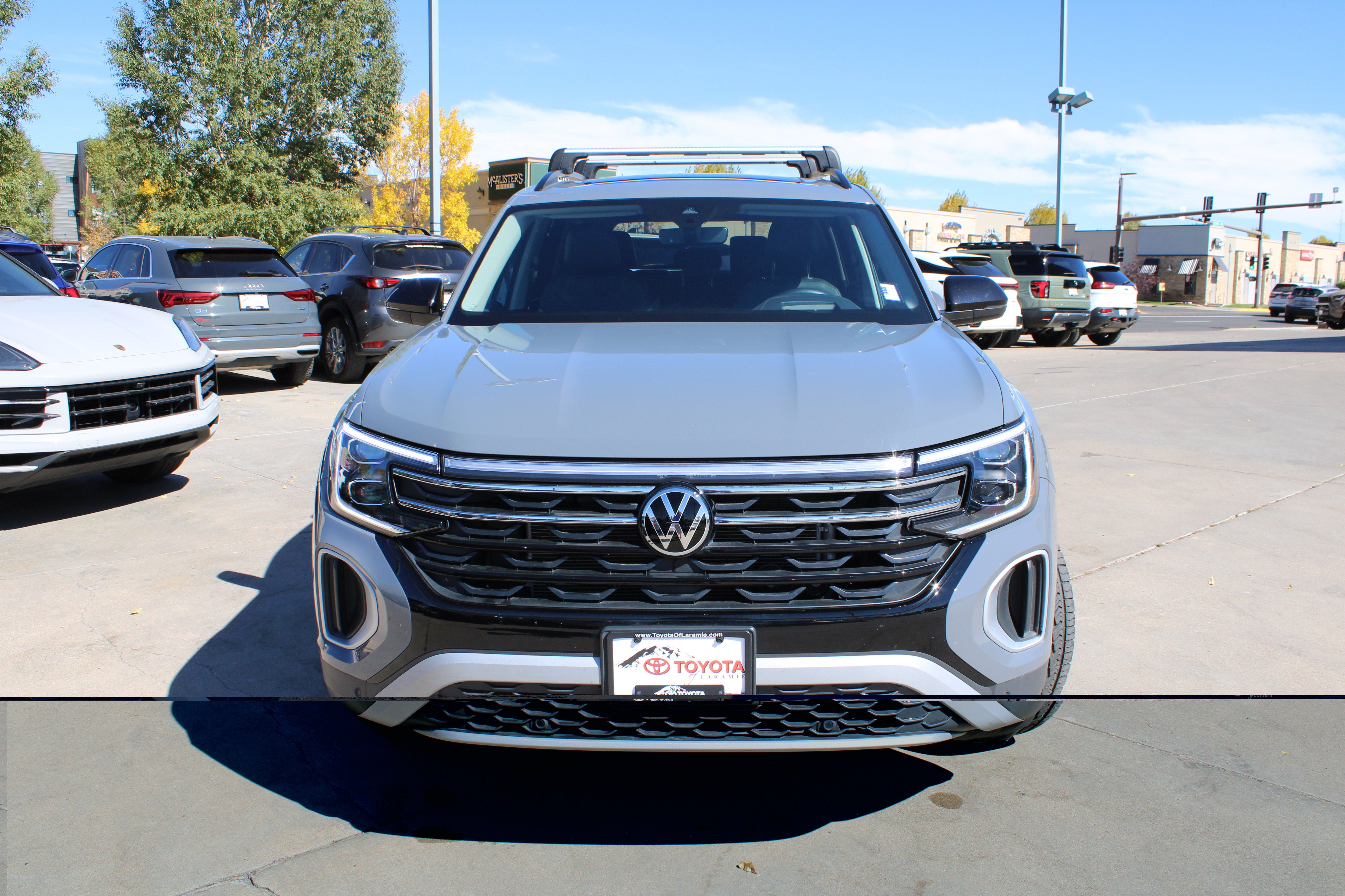 2024 Volkswagen Atlas 2.0T Peak Edition SEL
