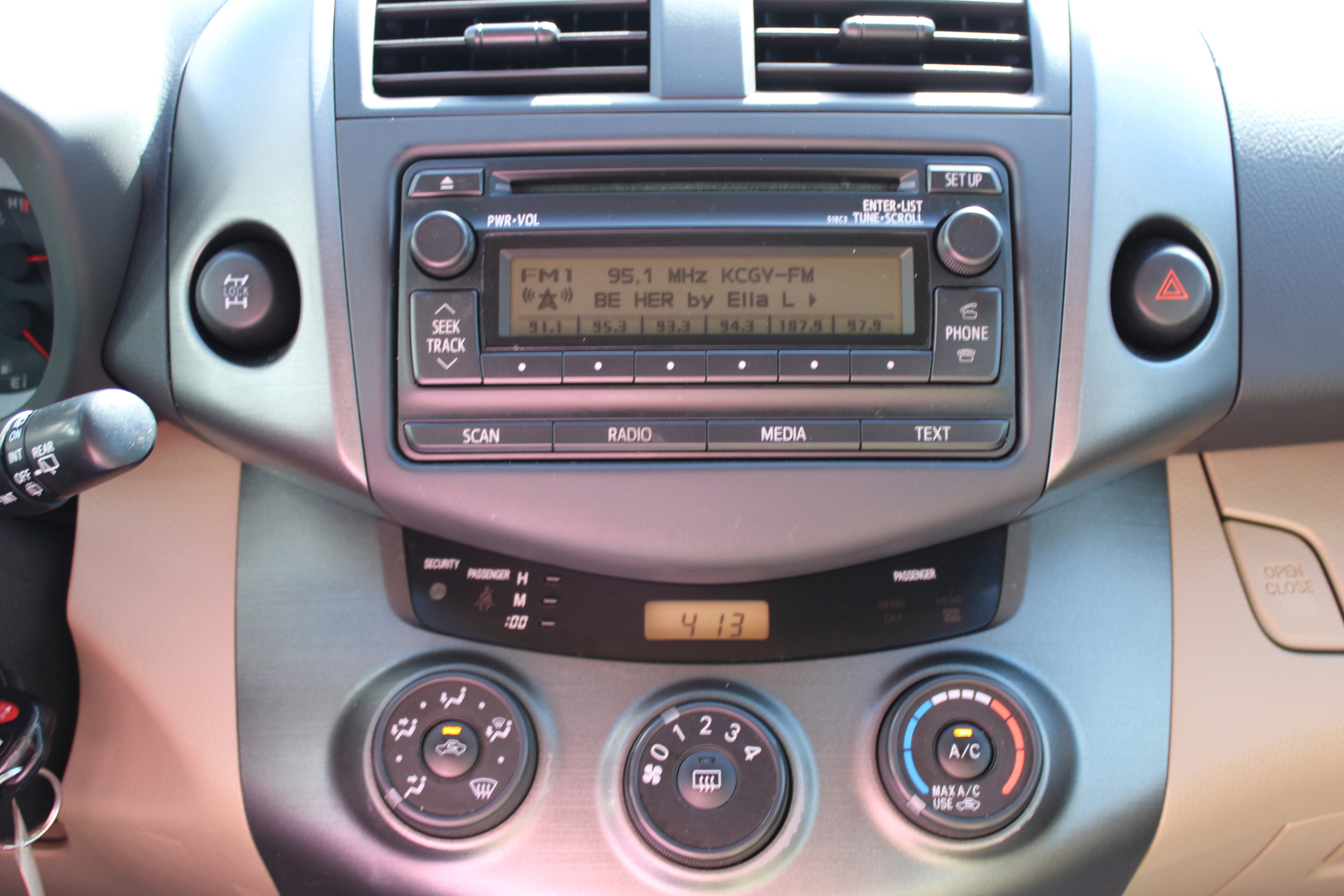 2012 Toyota RAV4 4WD 4dr I4 (Natl)