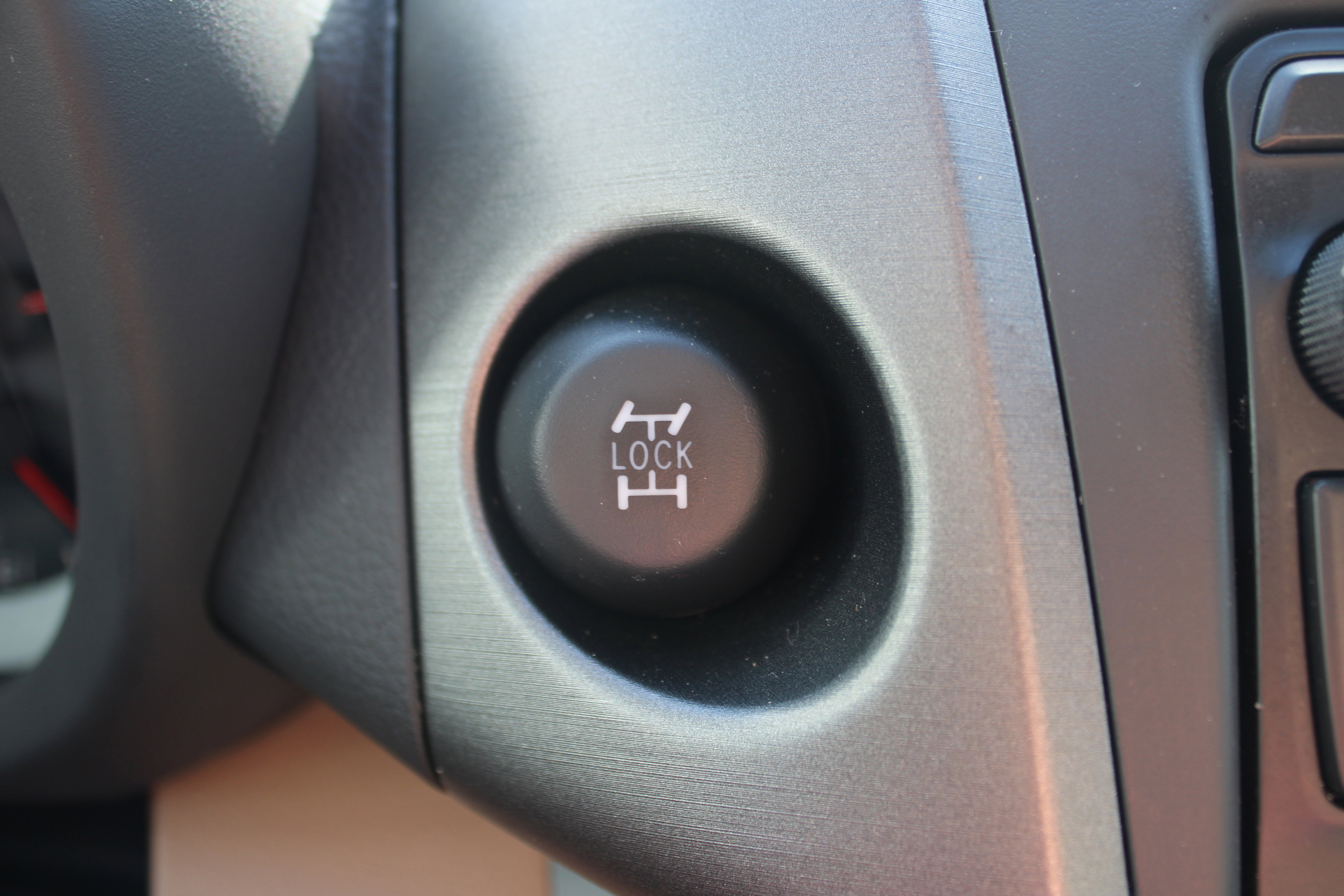 2012 Toyota RAV4 4WD 4dr I4 (Natl)