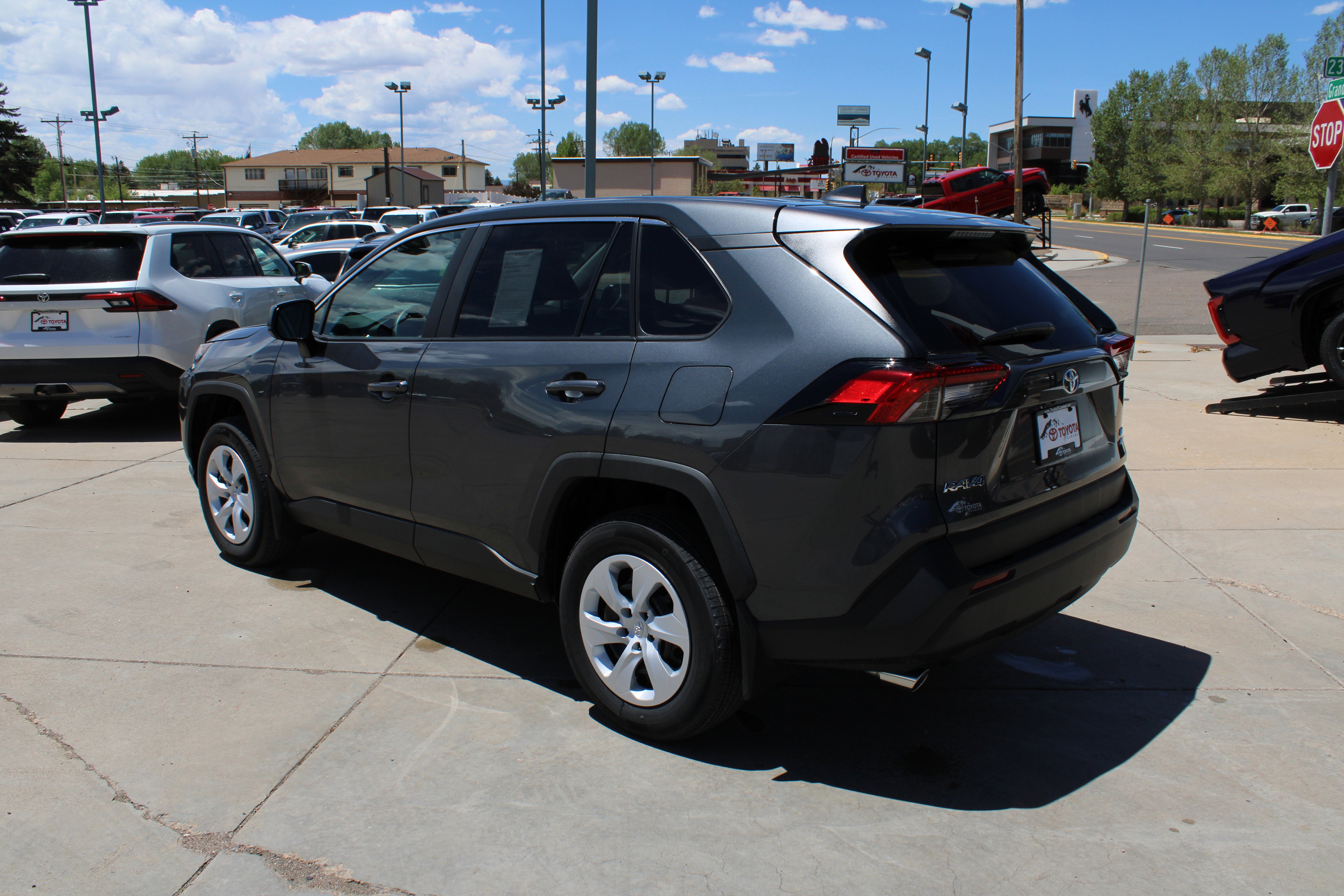 2025 Toyota RAV4 LE
