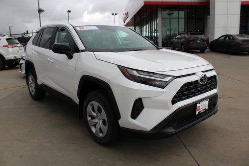 2025 Toyota RAV4 LE
