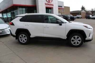 2025 Toyota RAV4 LE