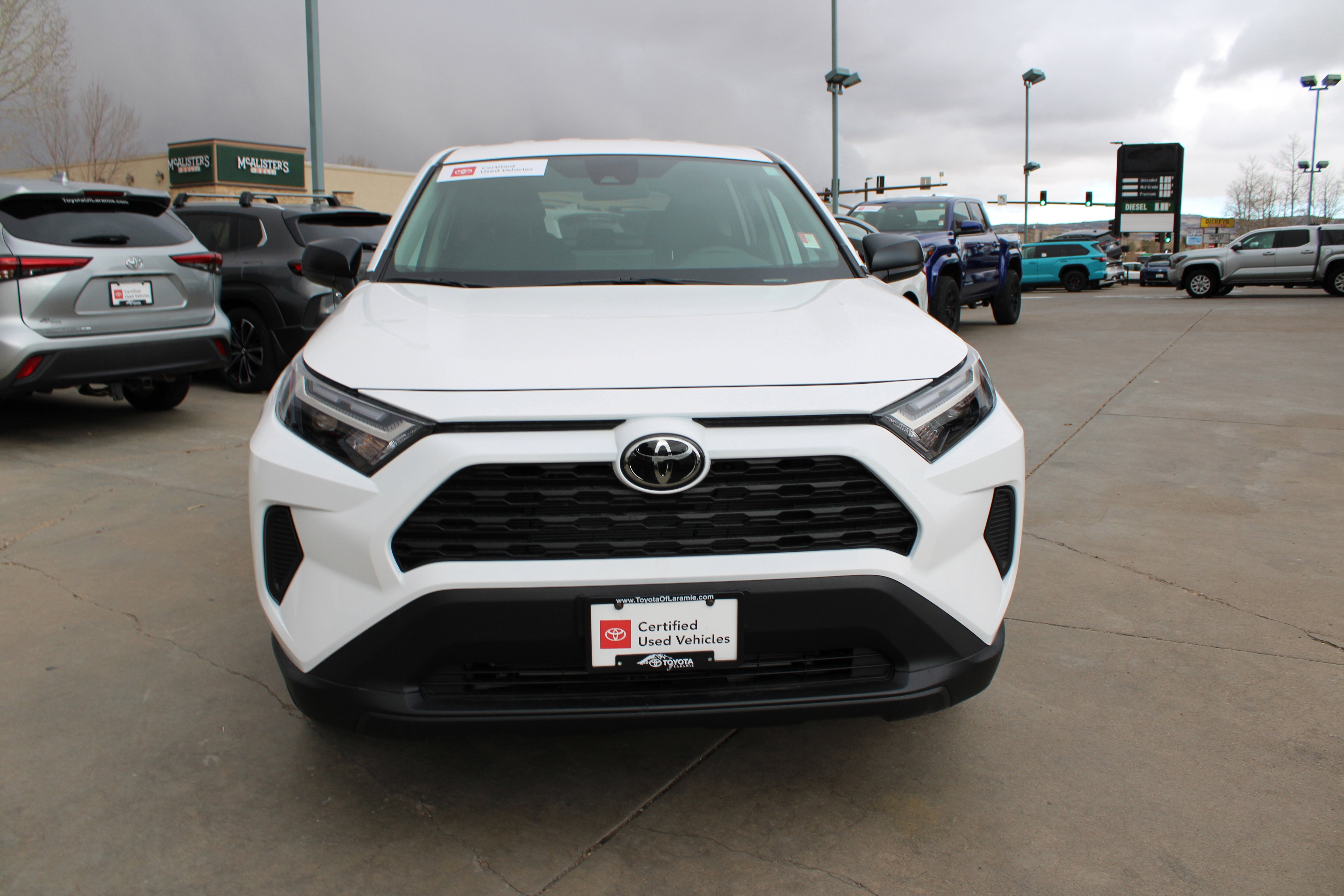 2025 Toyota RAV4 LE