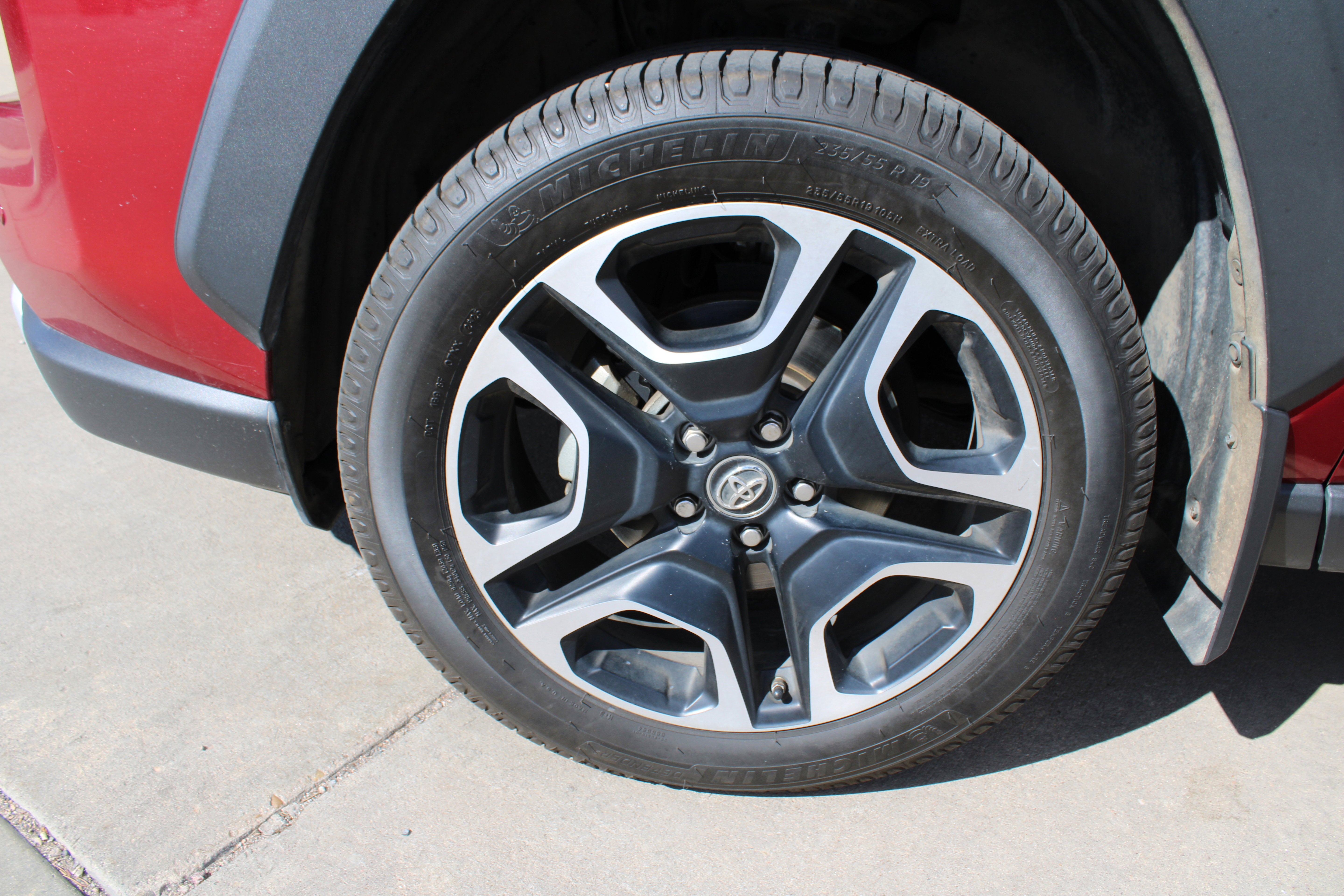 2019 Toyota RAV4 Adventure