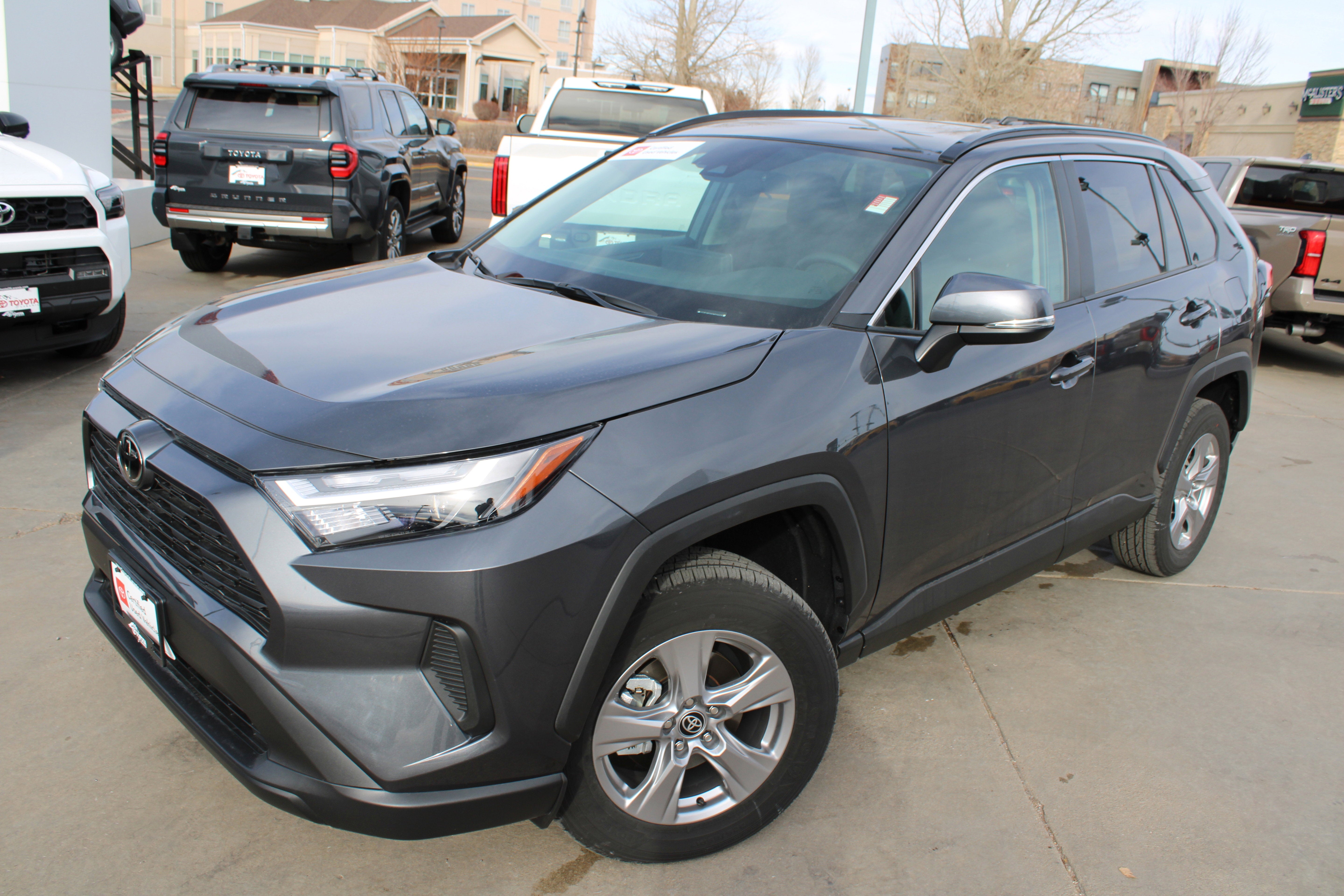 2025 Toyota RAV4 XLE