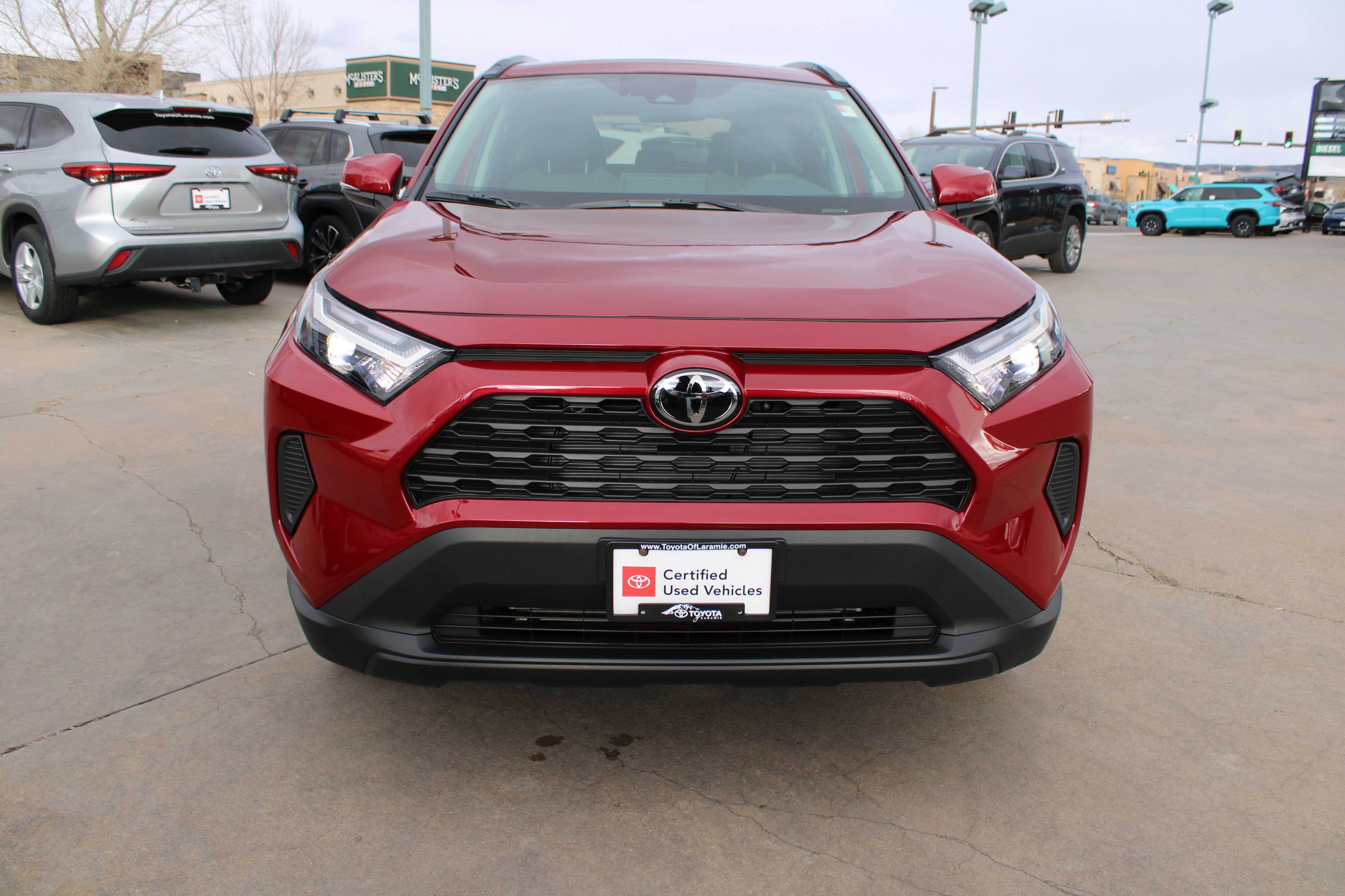 2025 Toyota RAV4 XLE