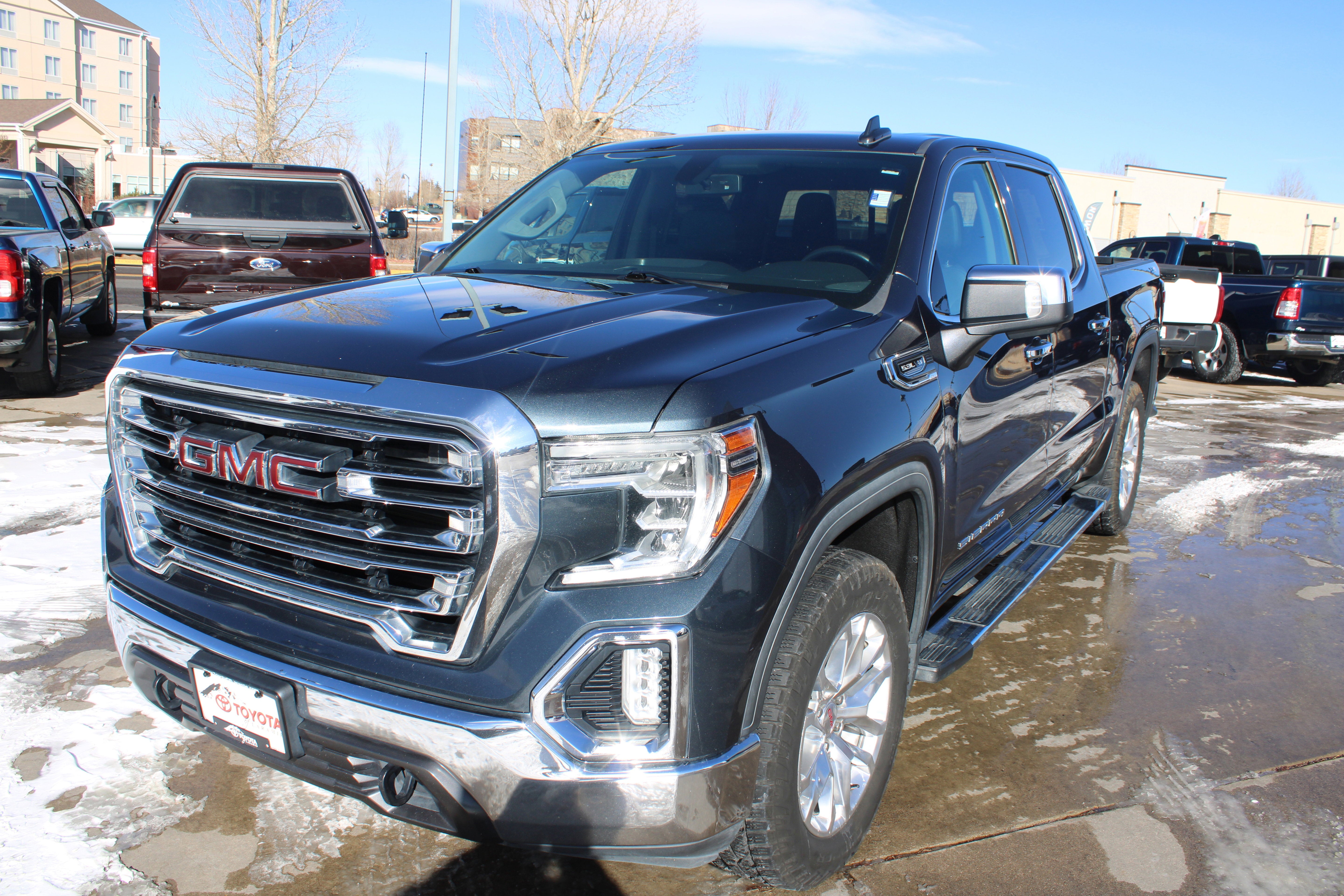 2020 GMC Sierra 1500 SLT
