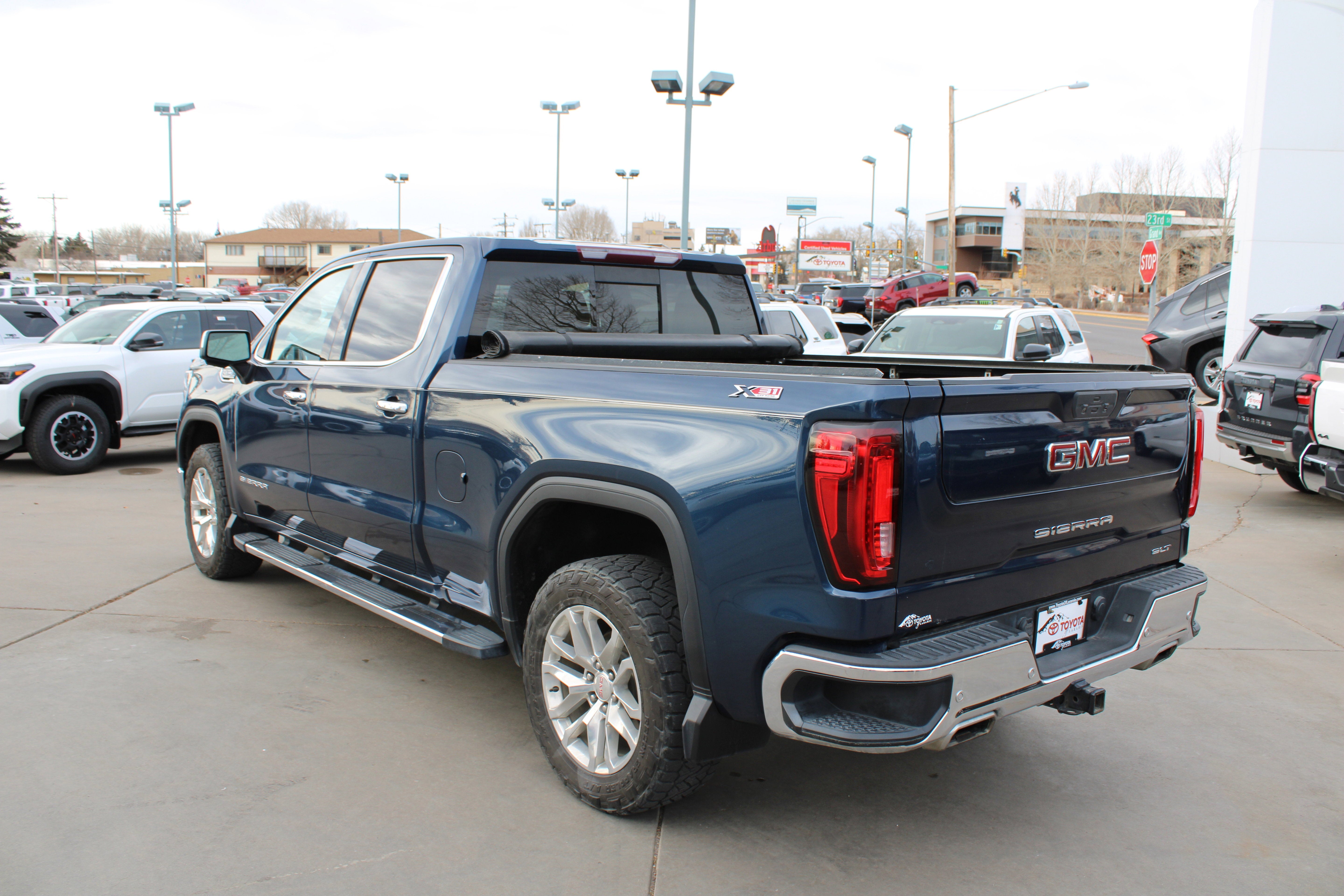 2019 GMC Sierra 1500 SLT