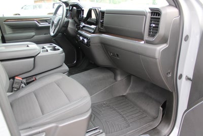 2025 GMC Sierra 1500 SLE