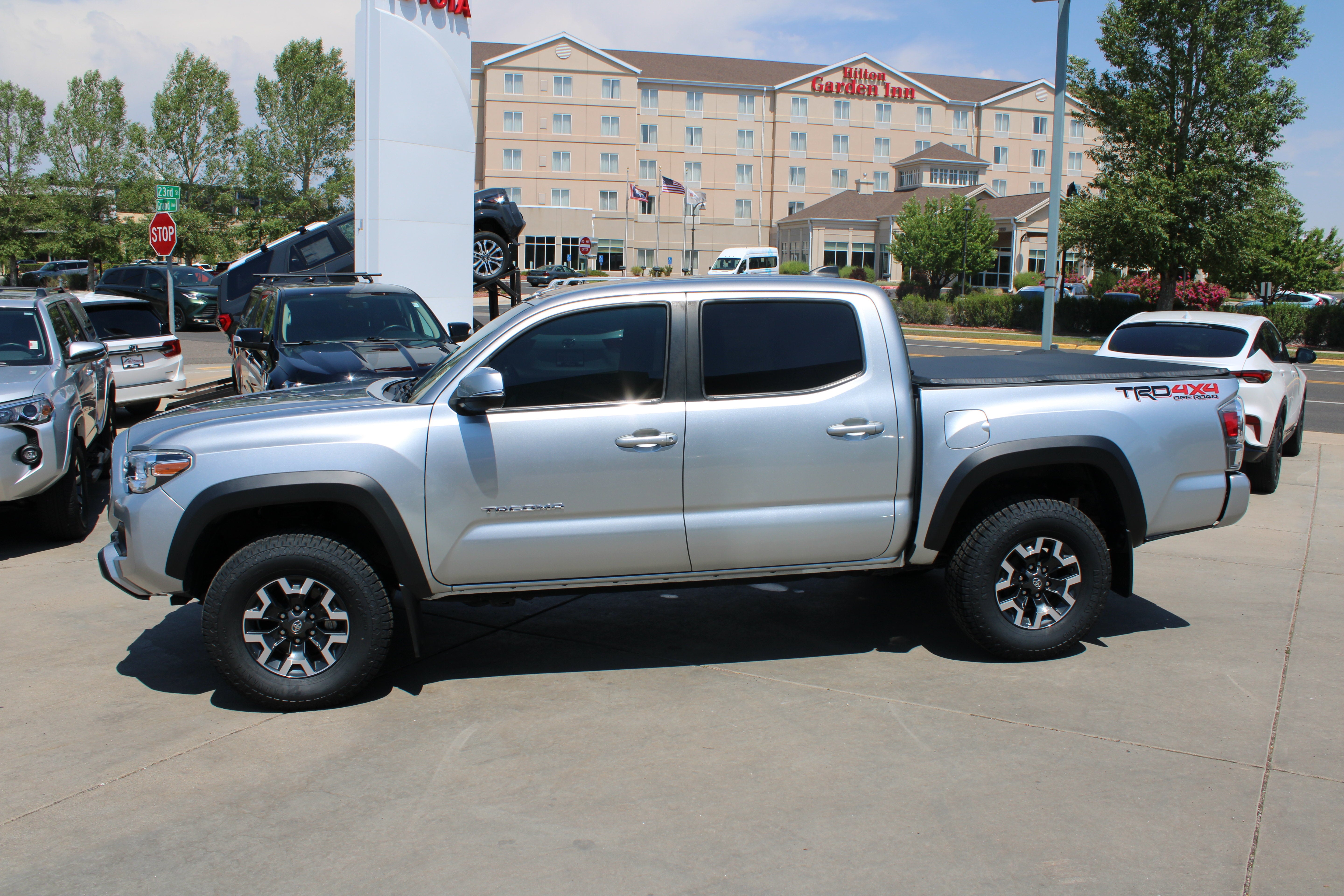 2022 Toyota Tacoma 4WD TRD Off Road