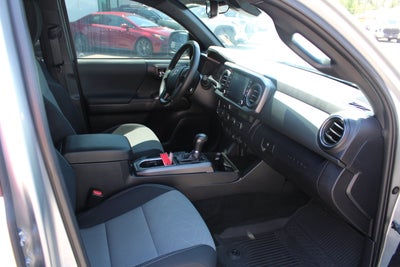 2022 Toyota Tacoma 4WD TRD Off Road