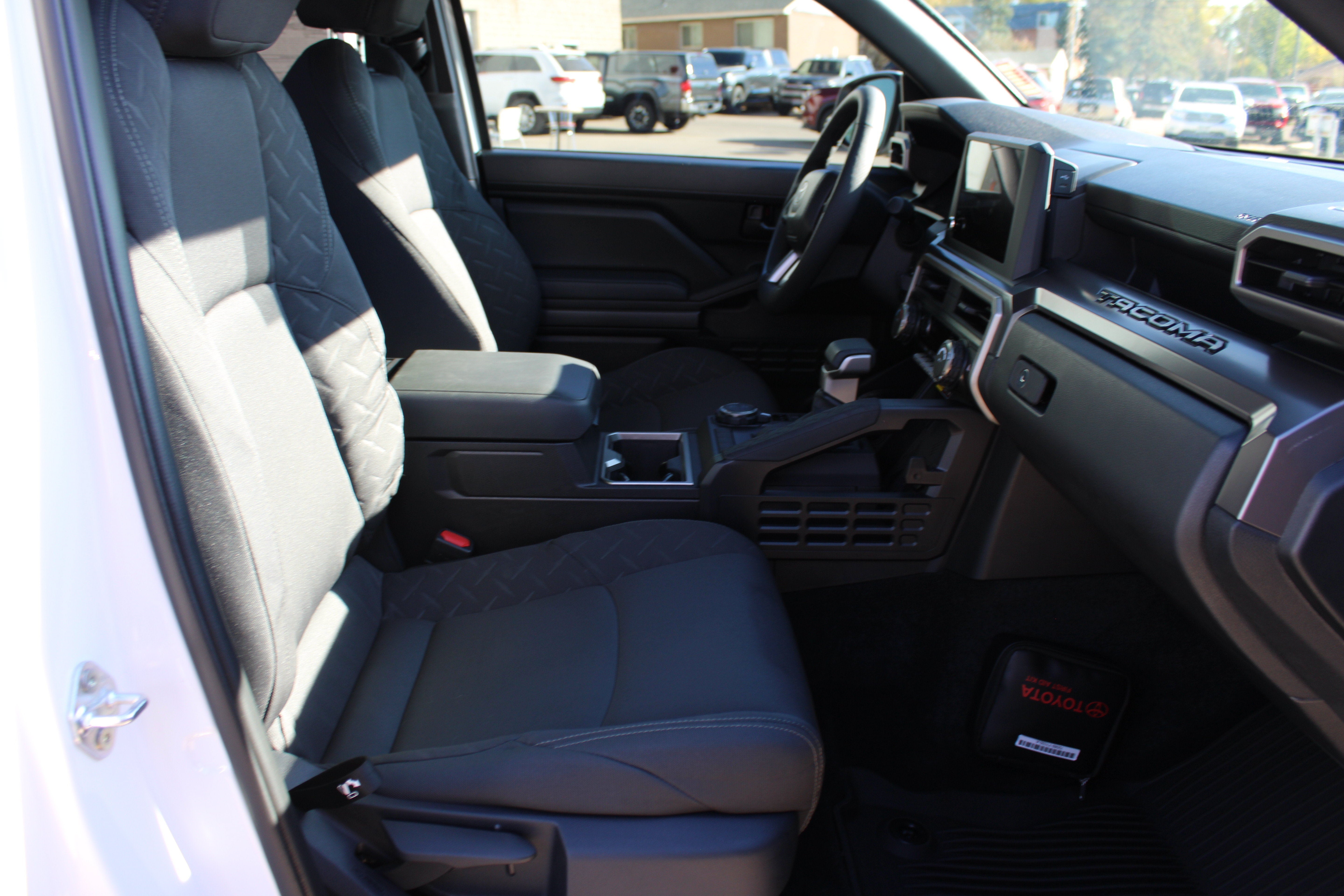 2025 Toyota Tacoma 4WD SR5