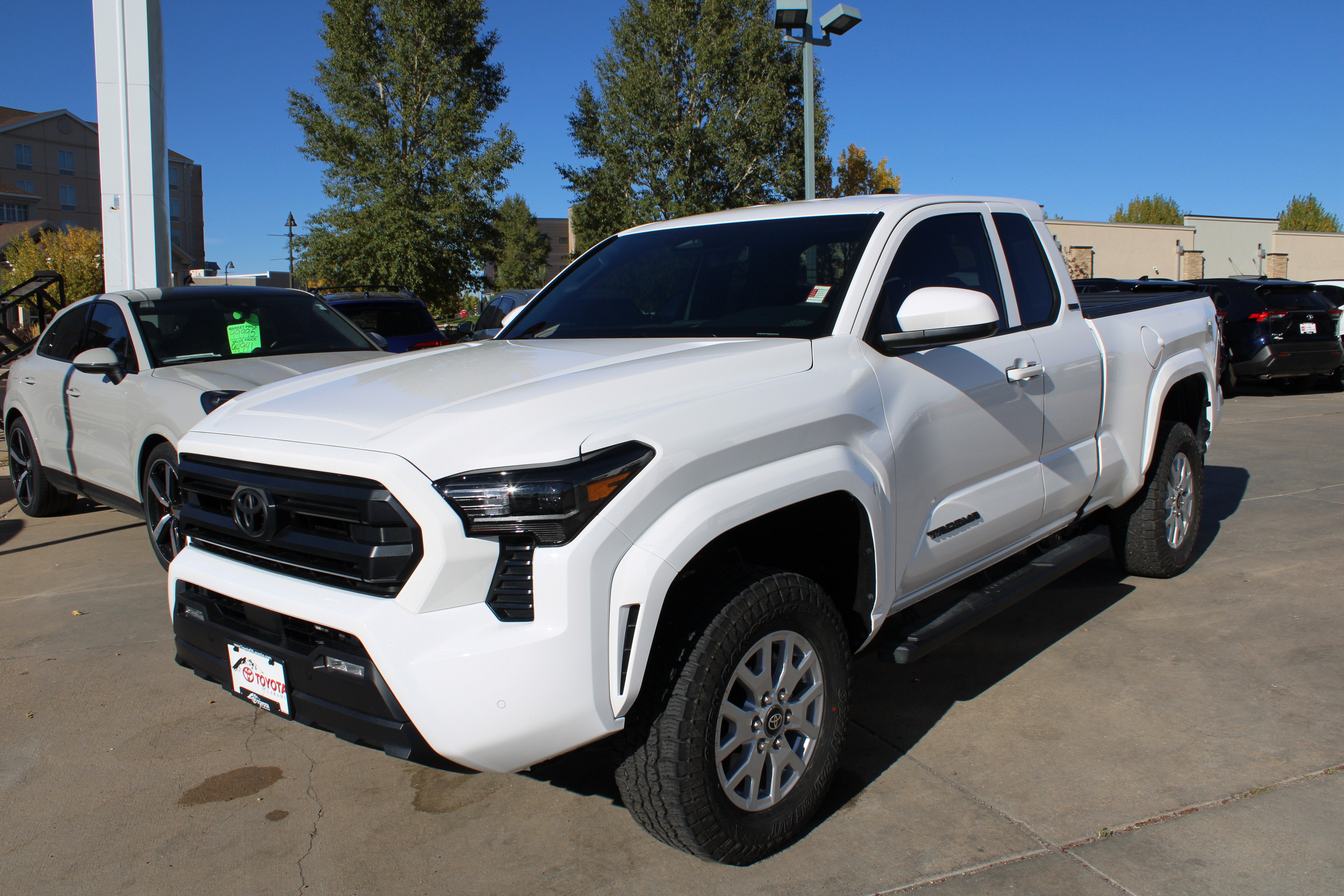 2025 Toyota Tacoma 4WD SR5