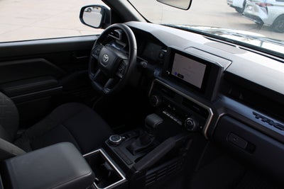 2025 Toyota Tacoma 4WD SR5
