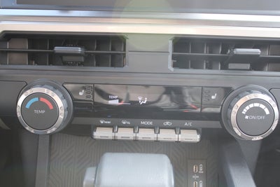 2025 Toyota Tacoma 4WD SR5