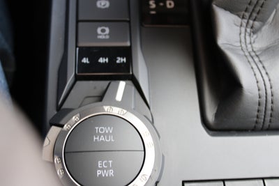 2025 Toyota Tacoma 4WD SR5