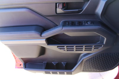 2025 Toyota Tacoma 4WD SR5