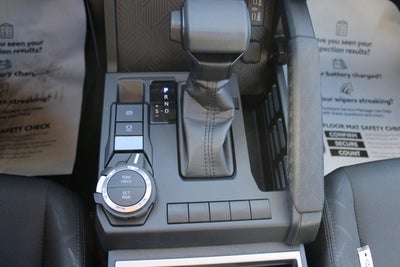 2025 Toyota Tacoma 4WD SR5