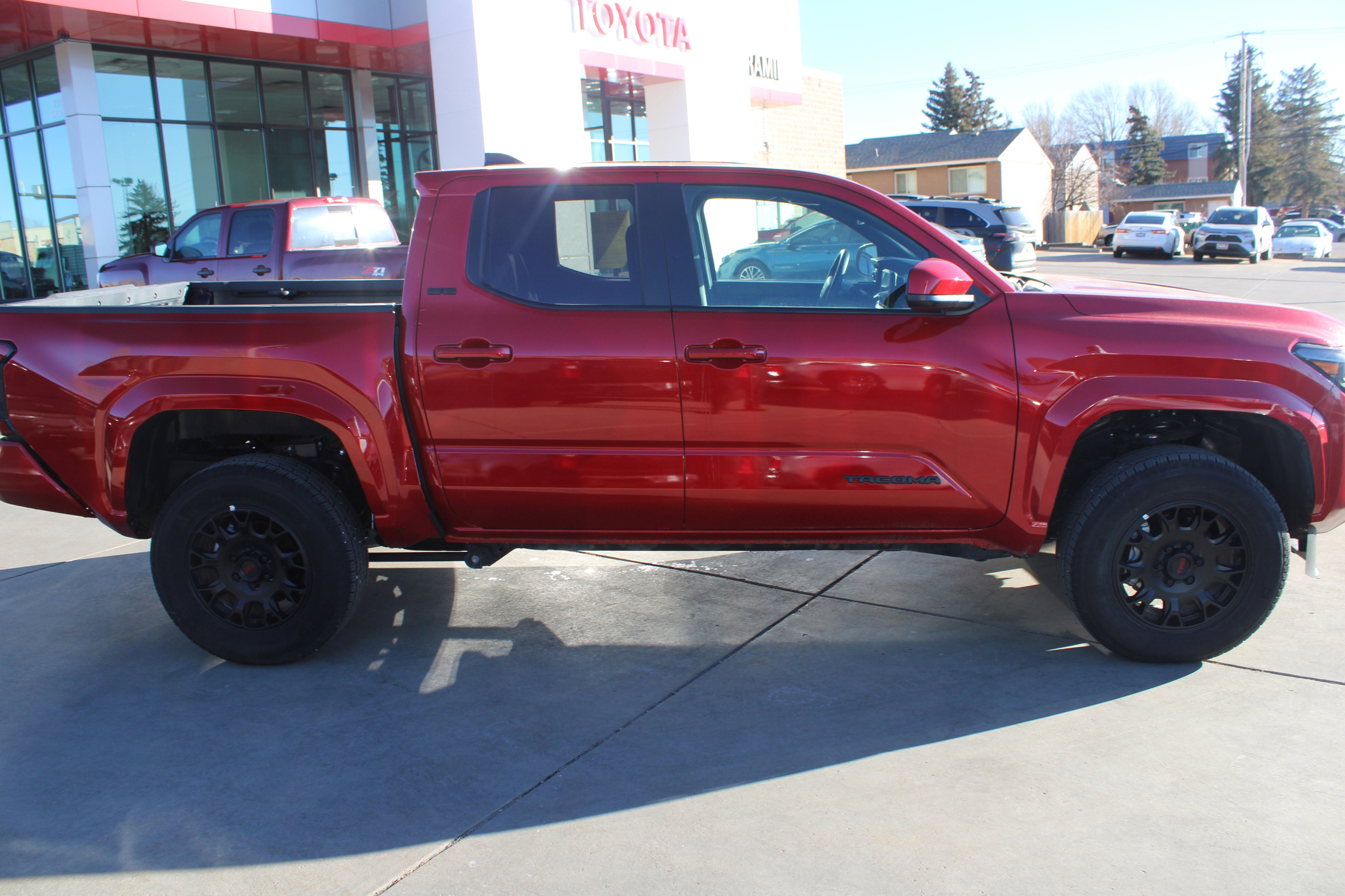 2025 Toyota Tacoma 4WD SR5