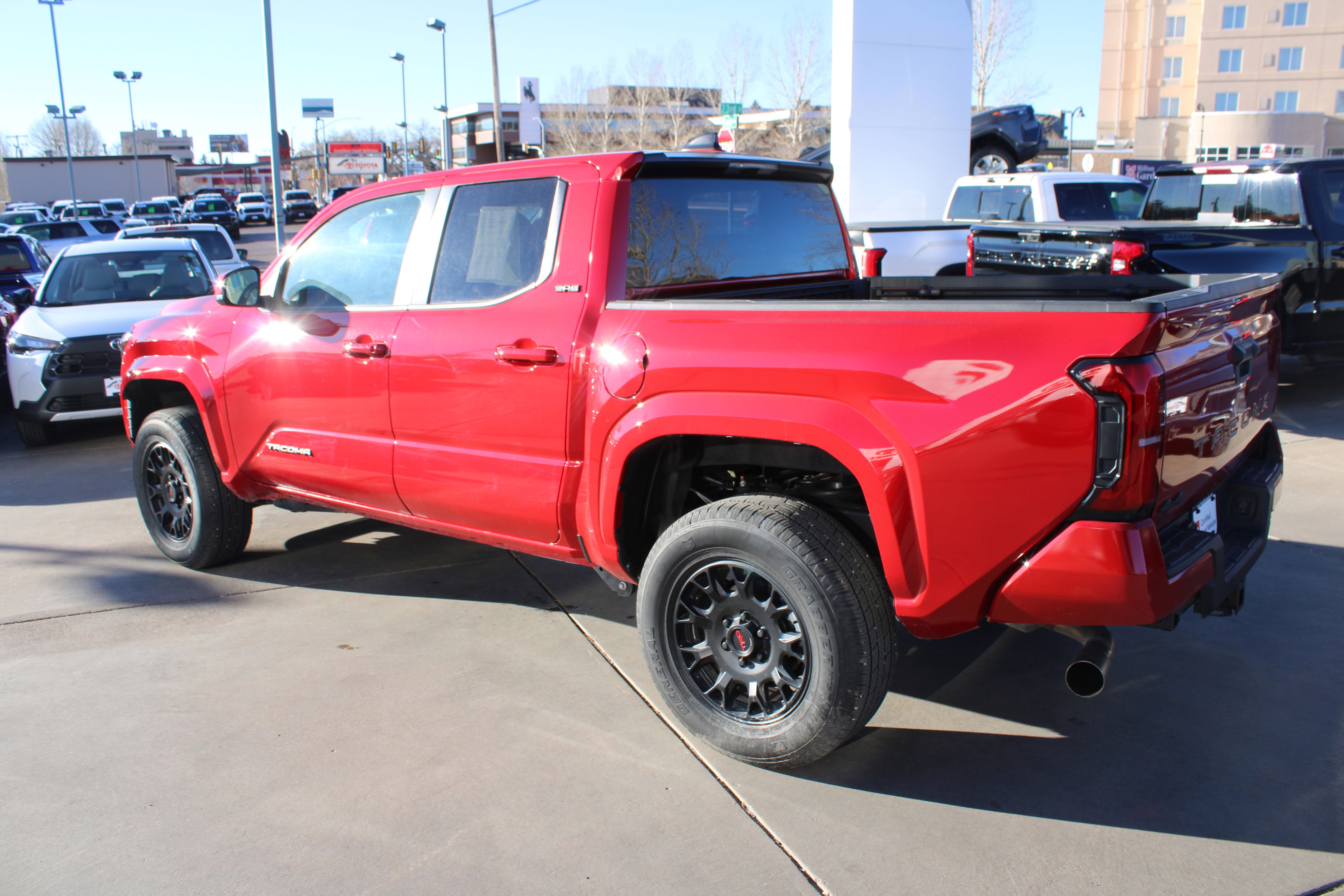 2025 Toyota Tacoma 4WD SR5