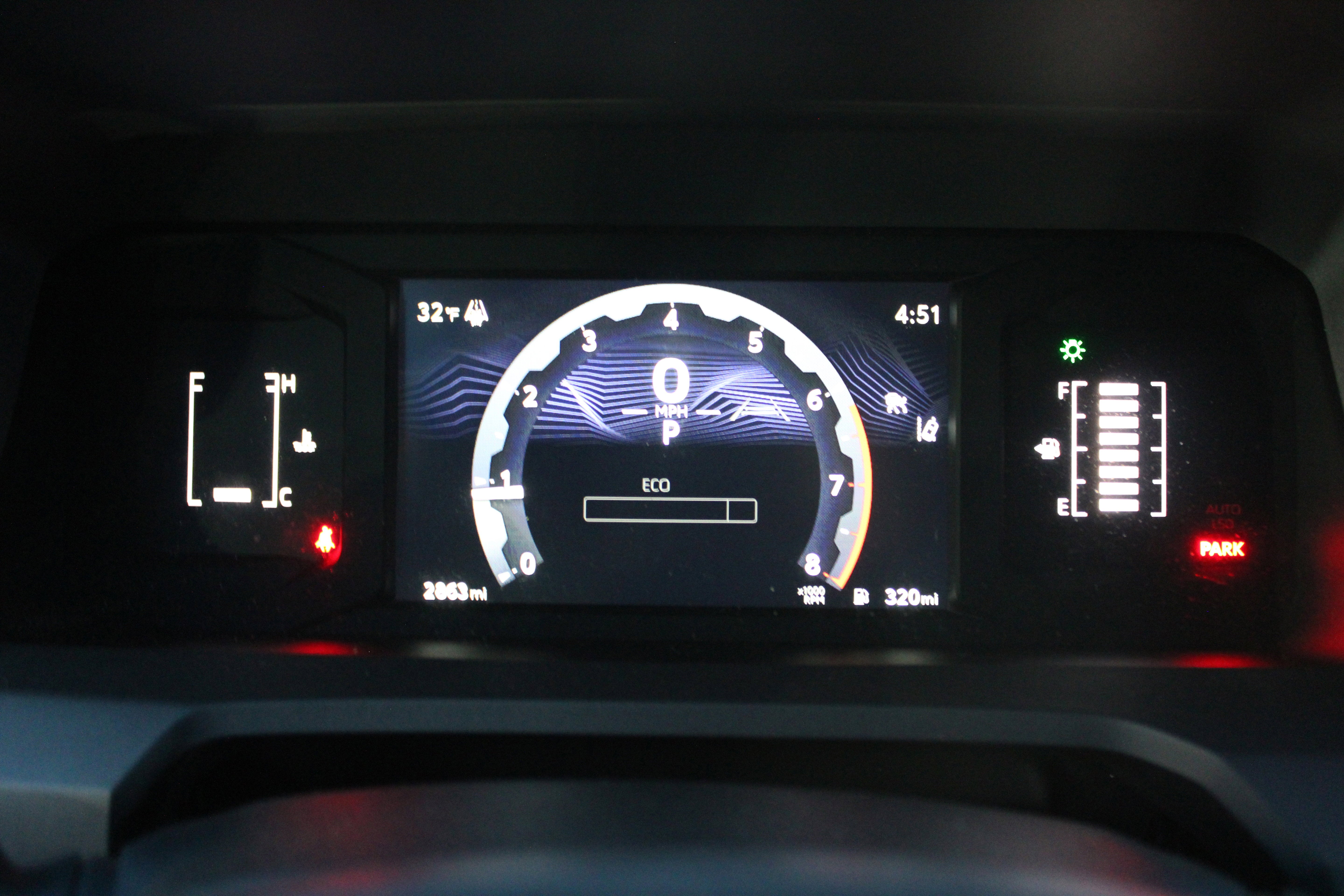 2025 Toyota Tacoma 4WD SR5