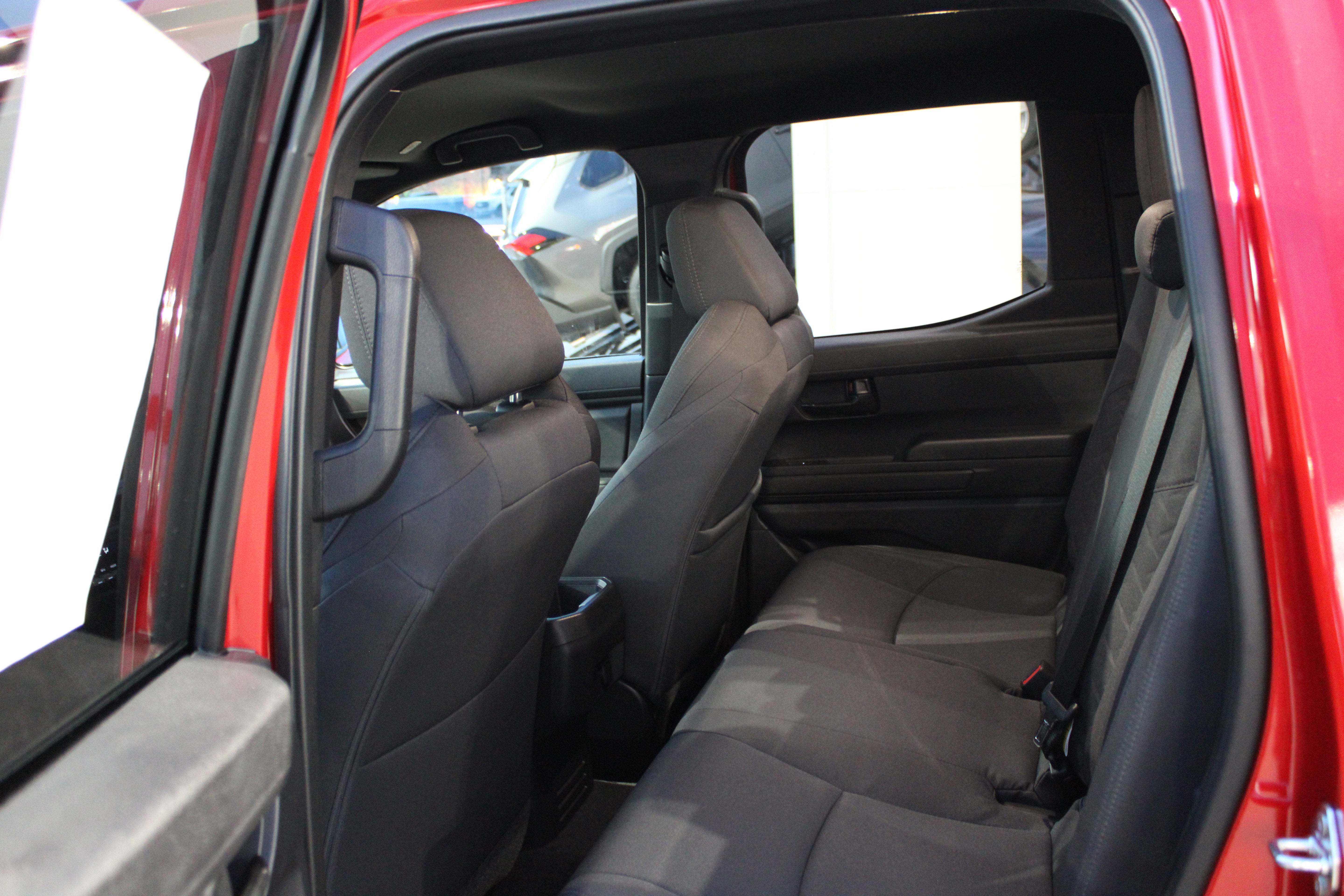 2025 Toyota Tacoma 4WD SR5