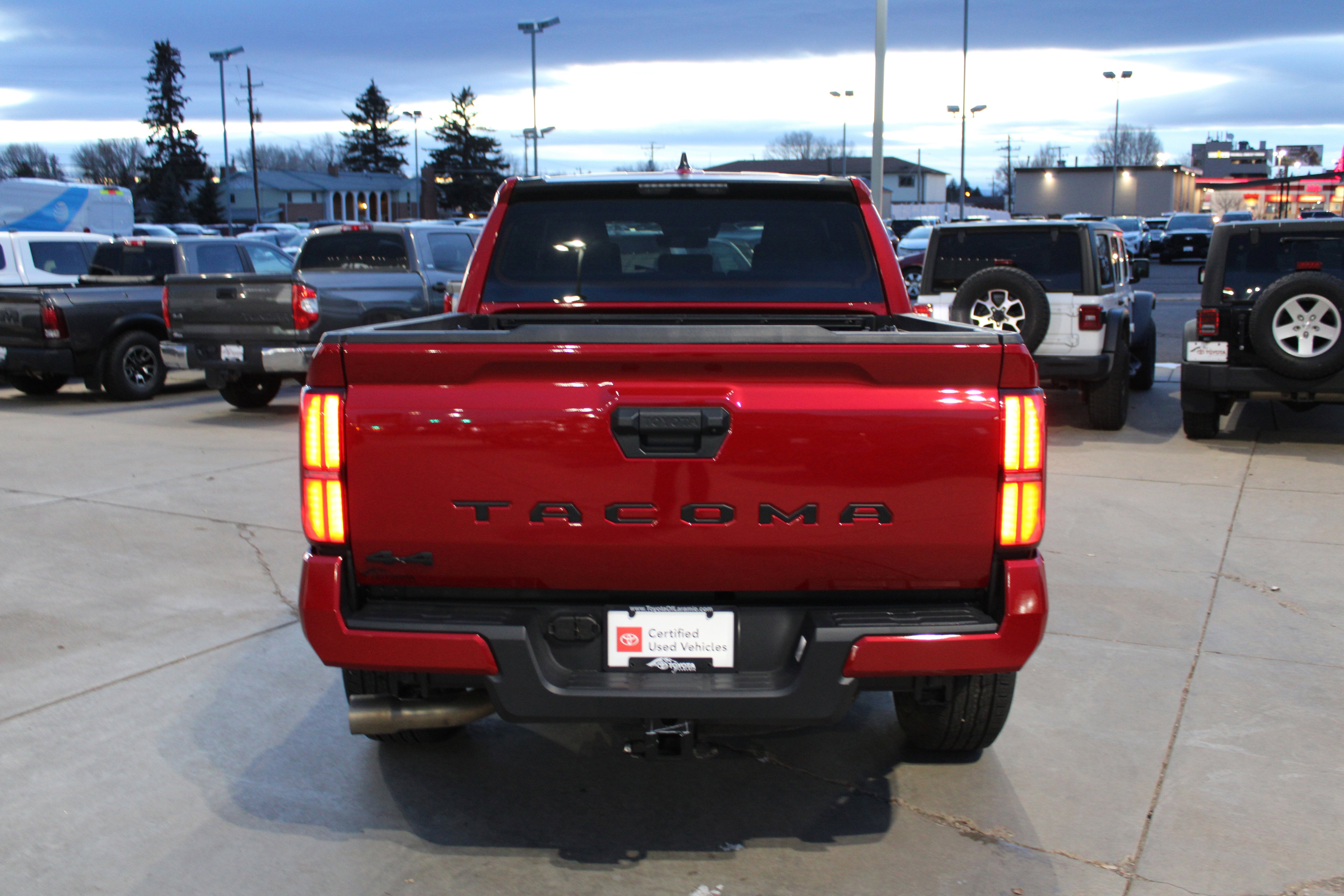 2025 Toyota Tacoma 4WD SR5