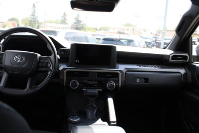 2025 Toyota Tacoma 4WD SR5