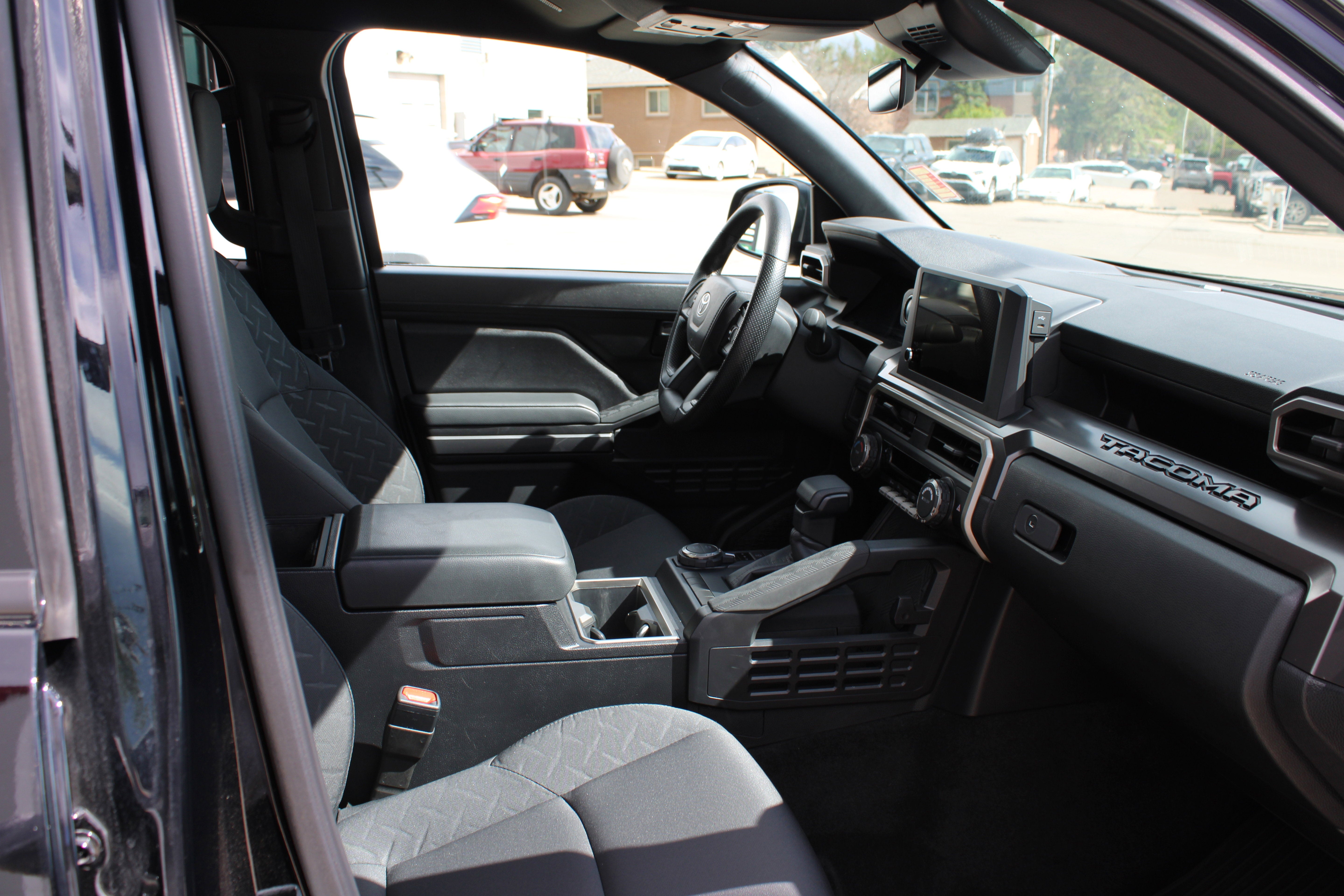 2025 Toyota Tacoma 4WD SR5