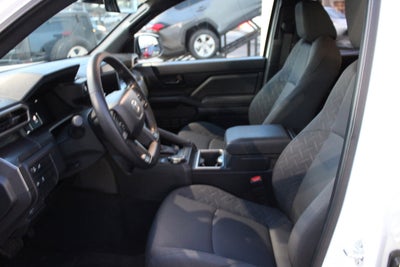 2025 Toyota Tacoma 4WD SR5
