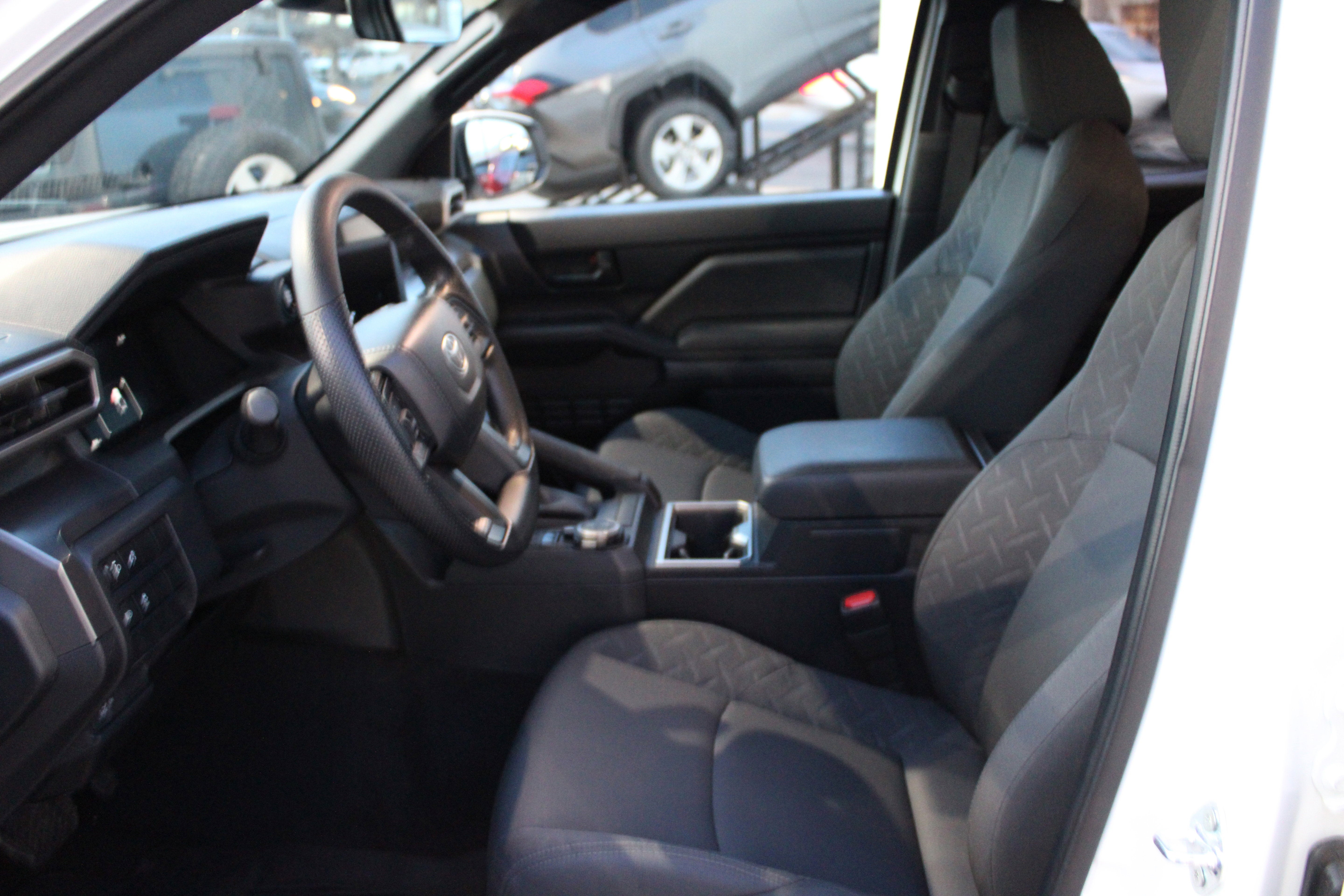 2025 Toyota Tacoma 4WD SR5