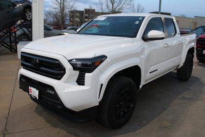 2025 Toyota Tacoma 4WD SR5