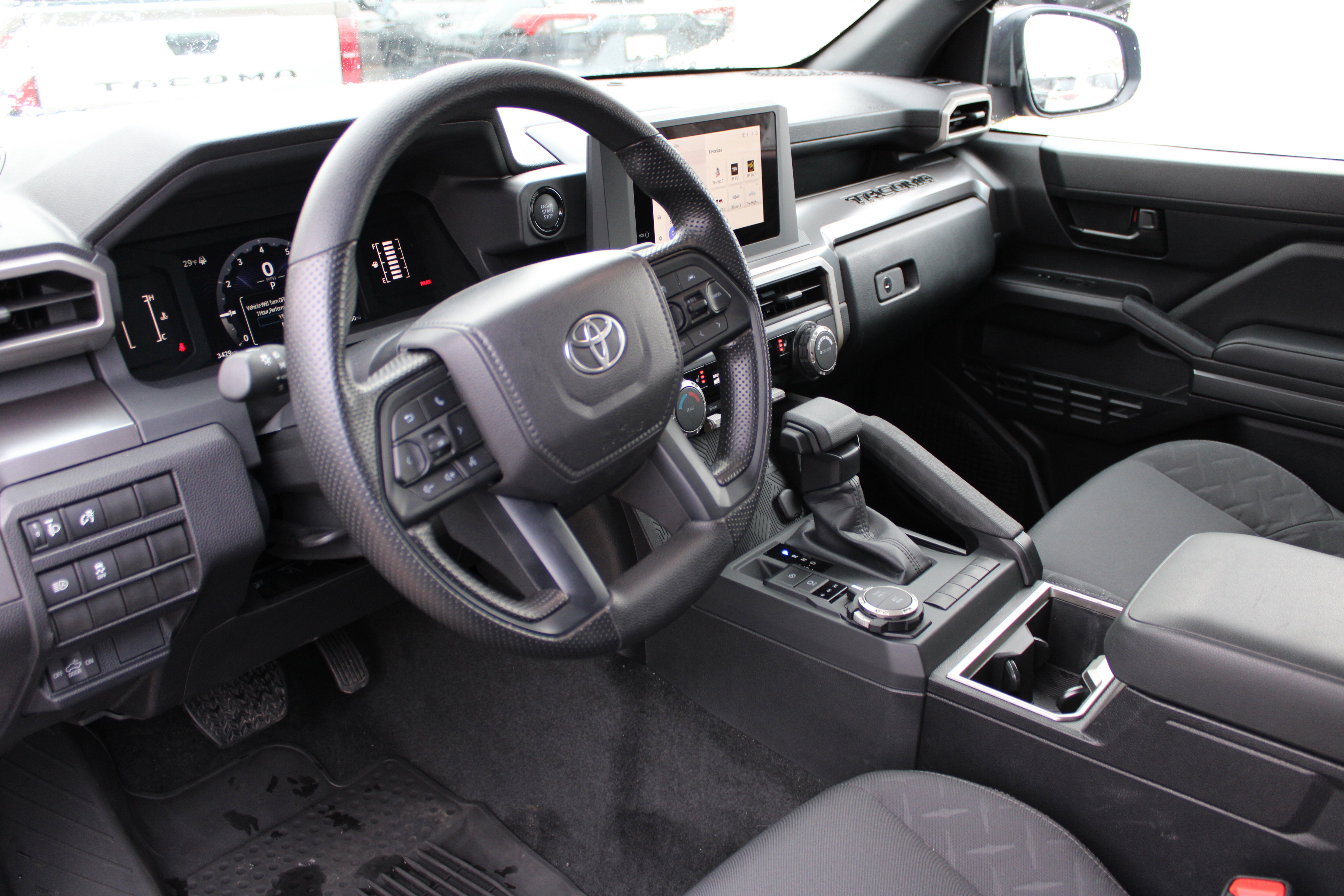 2025 Toyota Tacoma 4WD SR5