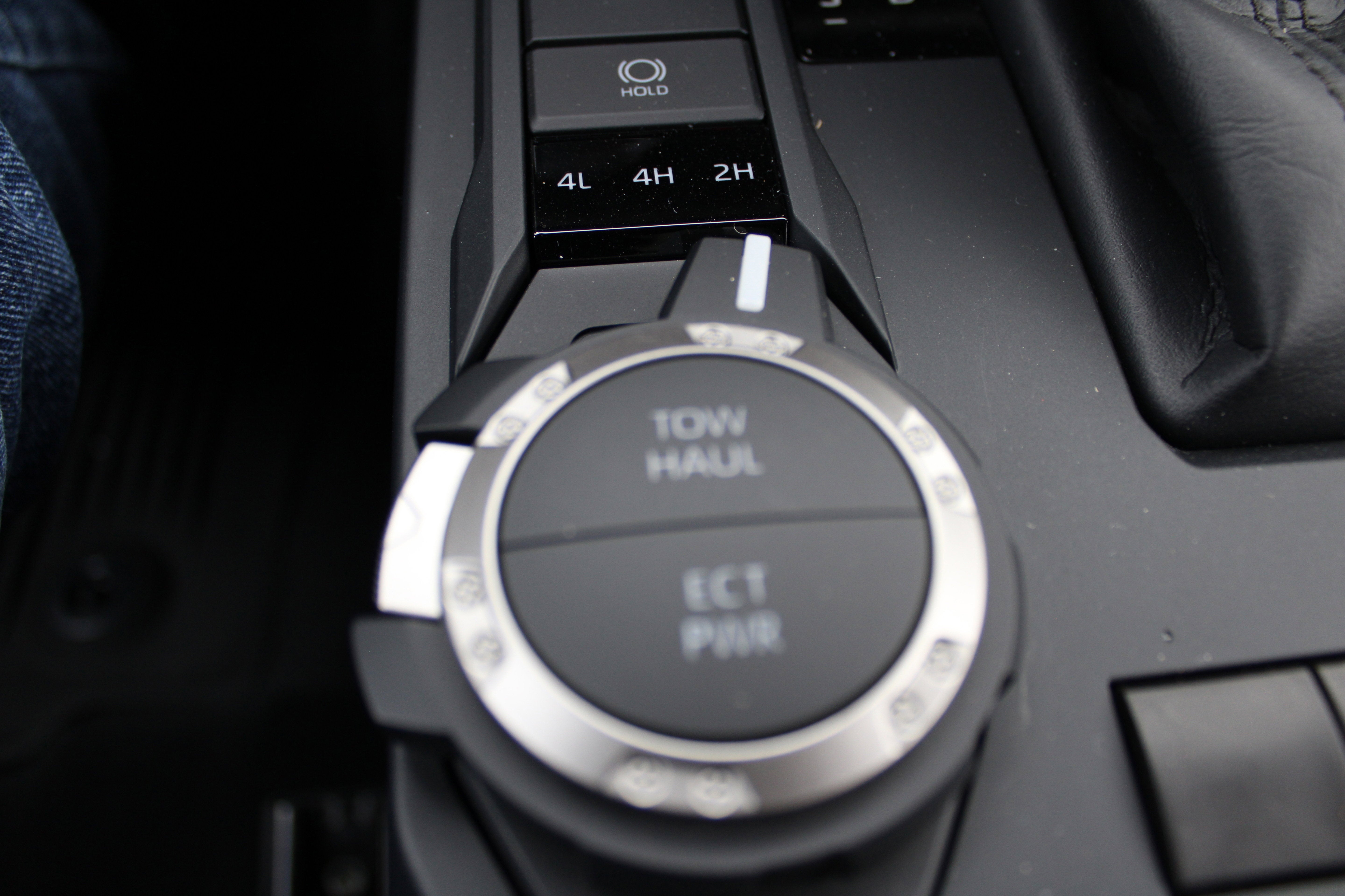 2025 Toyota Tacoma 4WD SR5